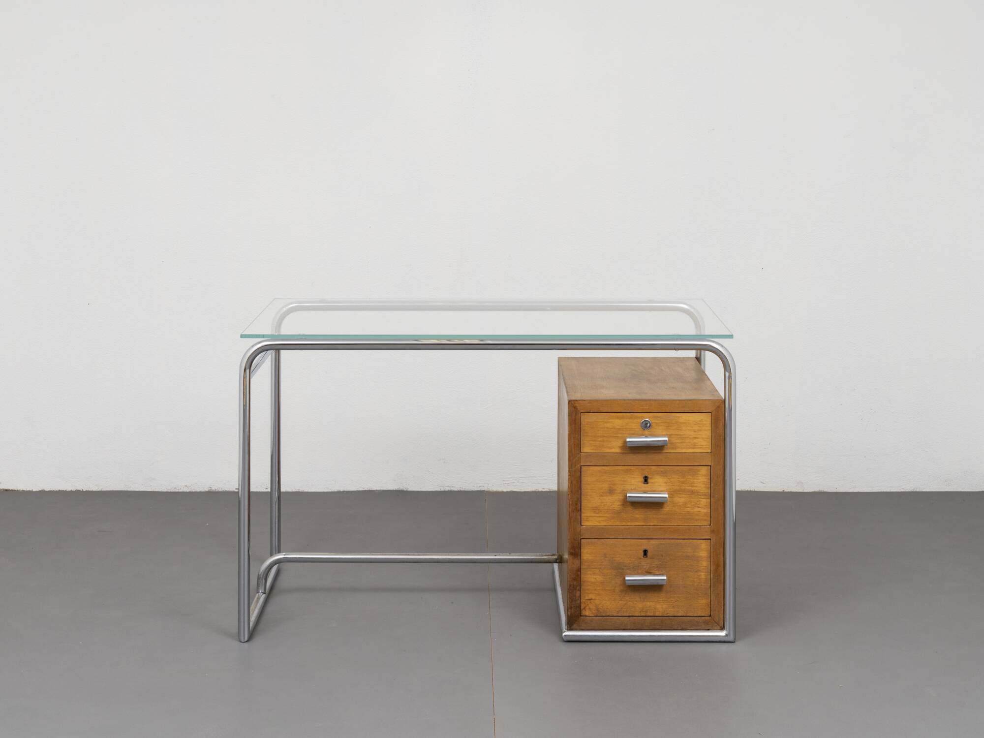 Cova Milano rationalist desk in walnut, tubular steel and glass, 1940s