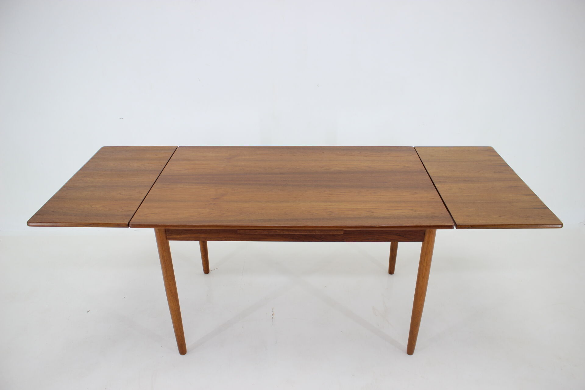 1960s Teak Extendable Dining Table by Rogenstrup Mobelfabric, Denmark