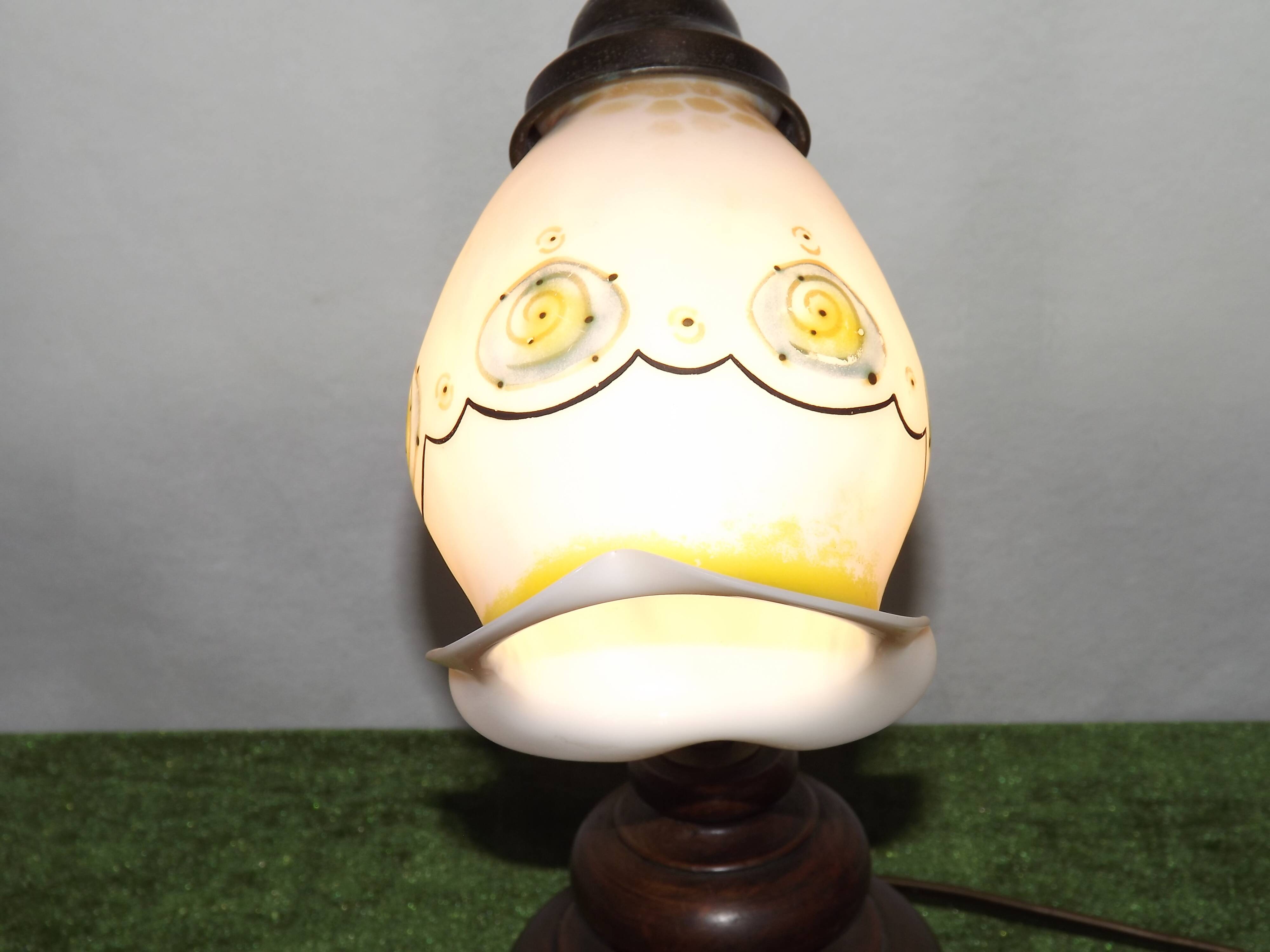 Wood and opaline glass lamp