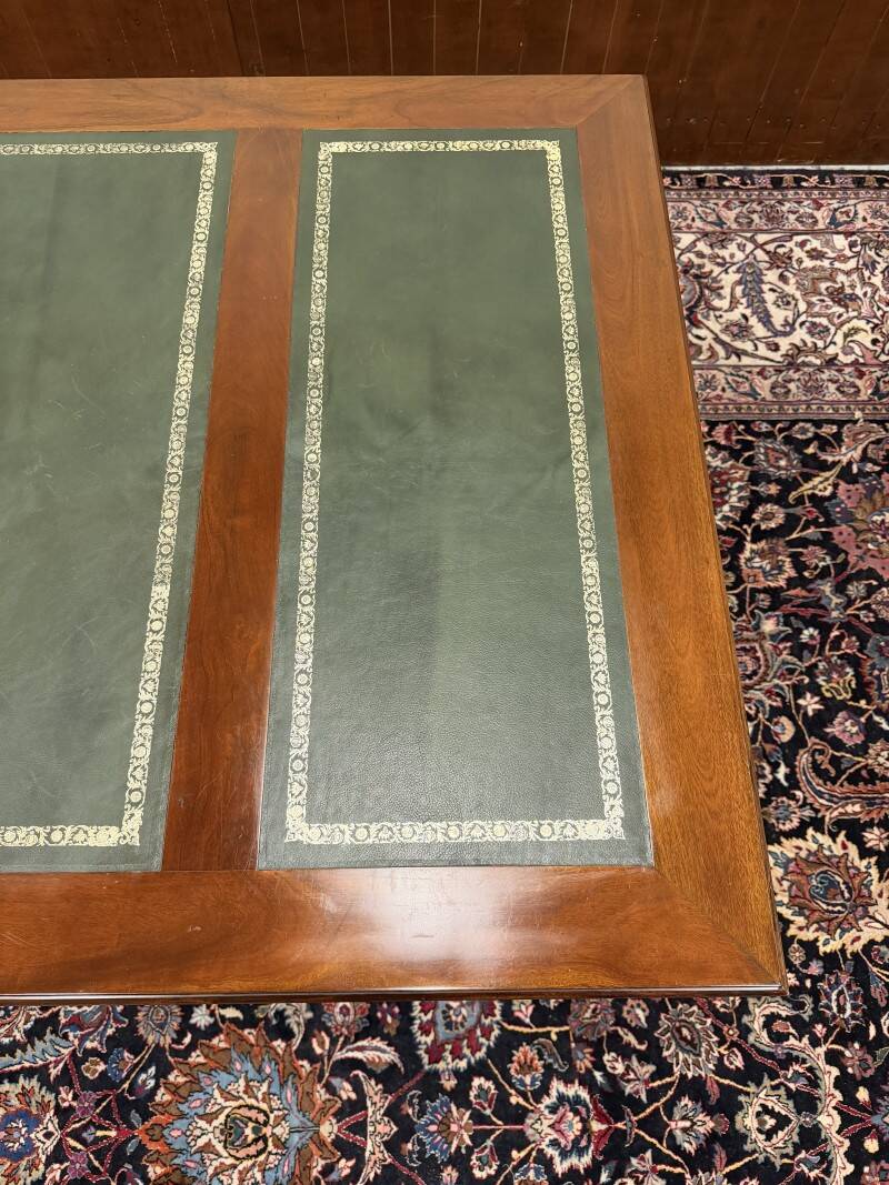 Large Classic English Desk Partnerdesk