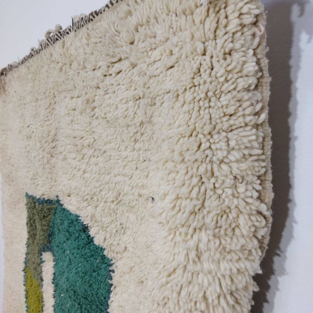 Handmade Moroccan Berber rug 260 x 133 cm