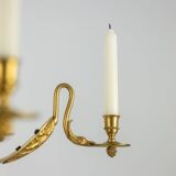 Maison Baguès. Lustre de style Empire en bronze doré. Années 1950.