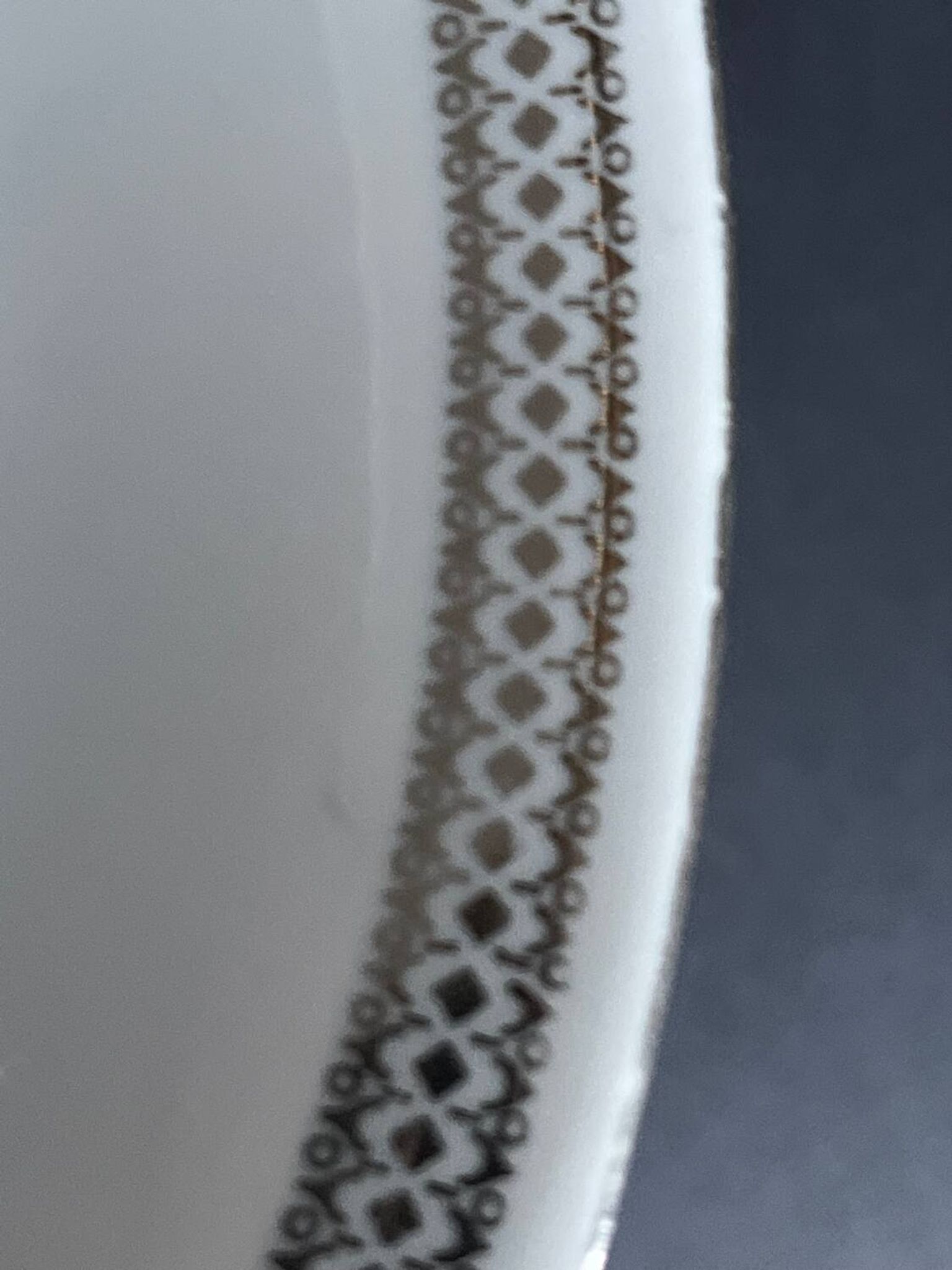 11 assiettes en porcelaine de Bavière