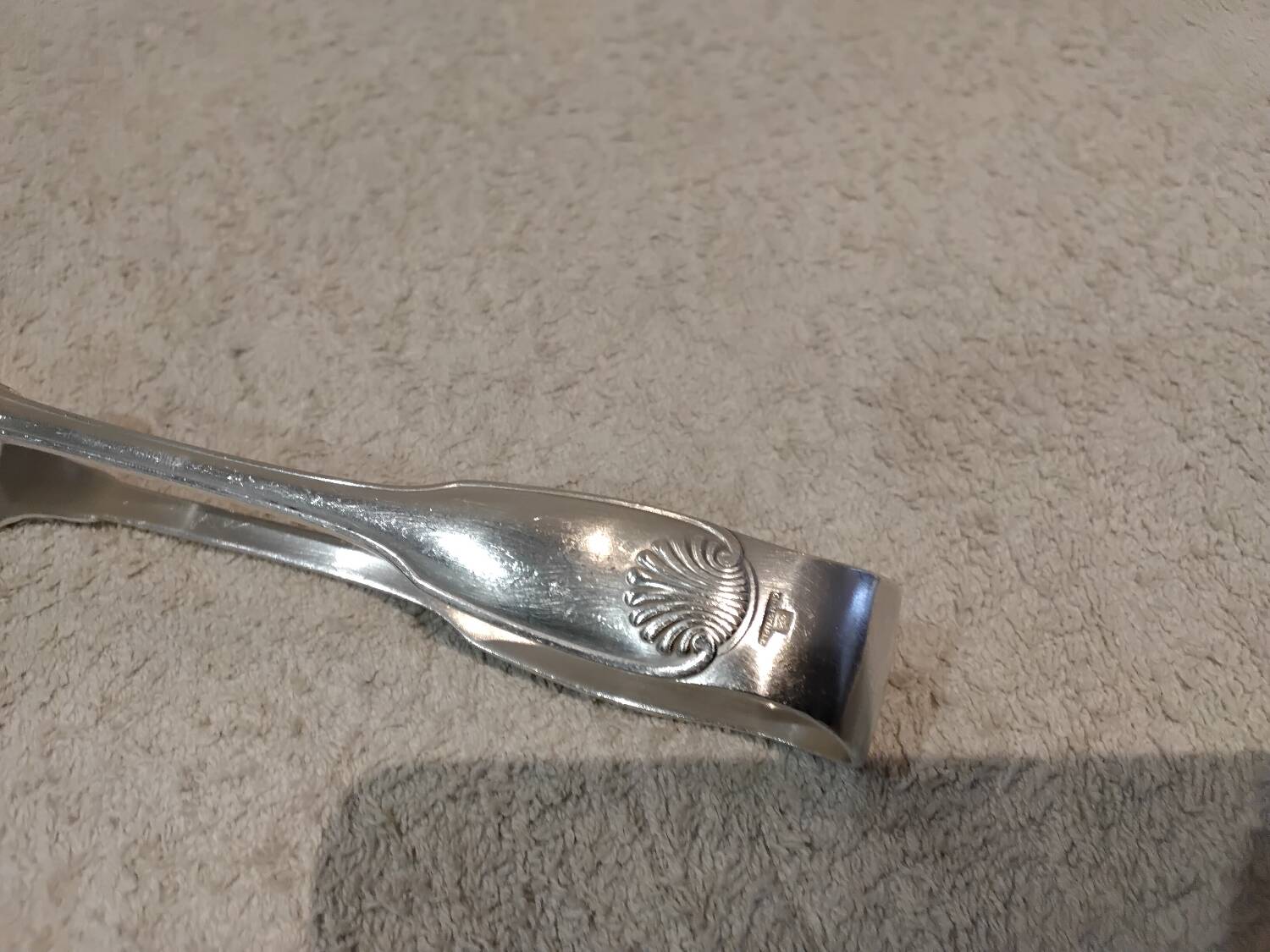 Pince à sucre métal argenté orfèvre Christofle modèle Vendome 13cm