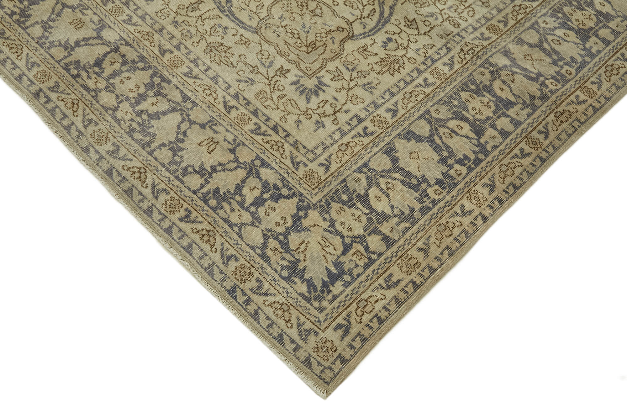 Hand-knotted persian vintage 1970s 250 cm x 364 cm beige wool carpet