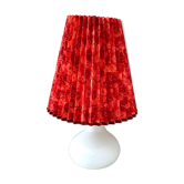 Lampe de table vintage avec abat-jour plissé, intérieur du milieu du siècle