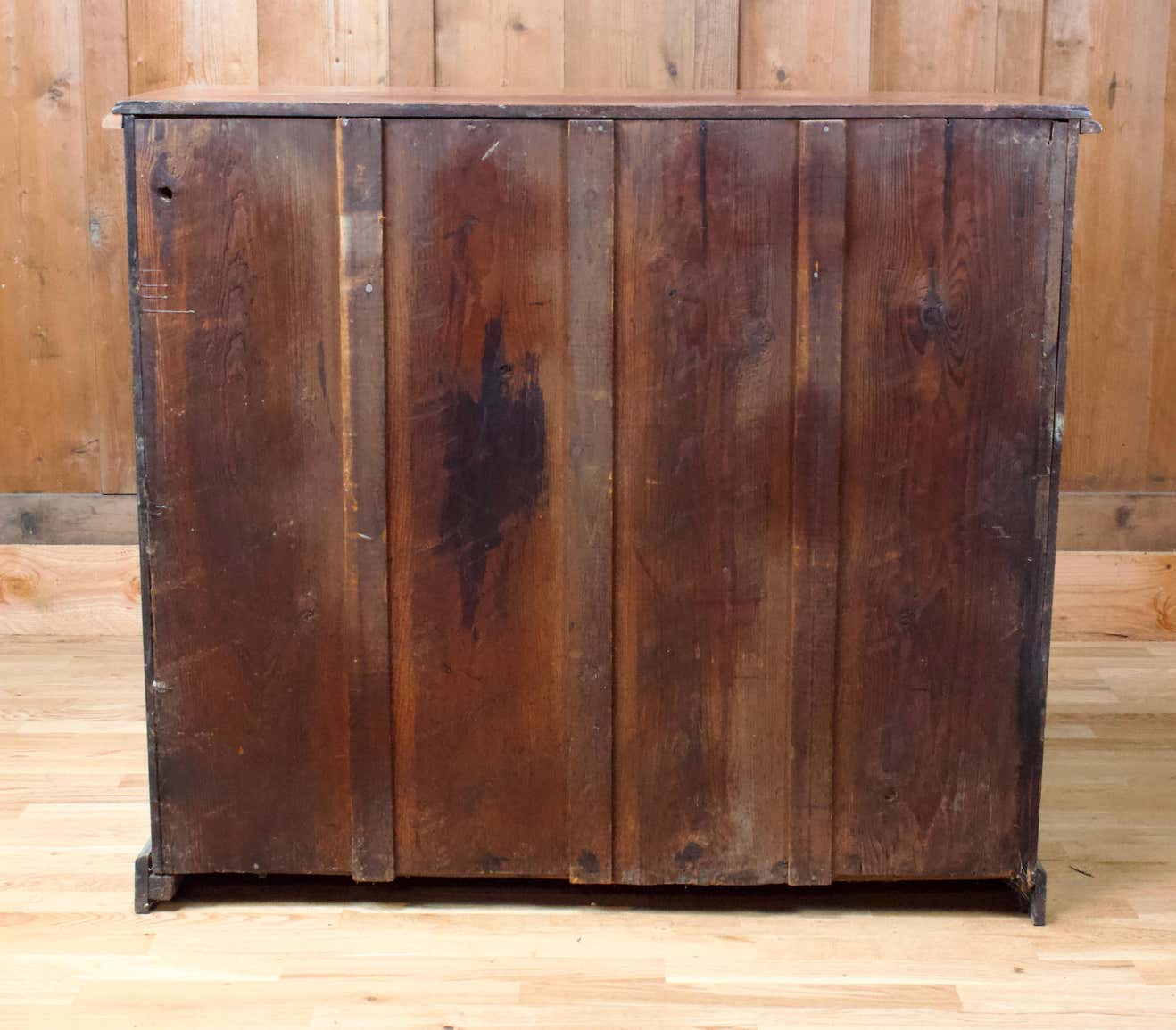 English mahogany sideboard from the 19th century