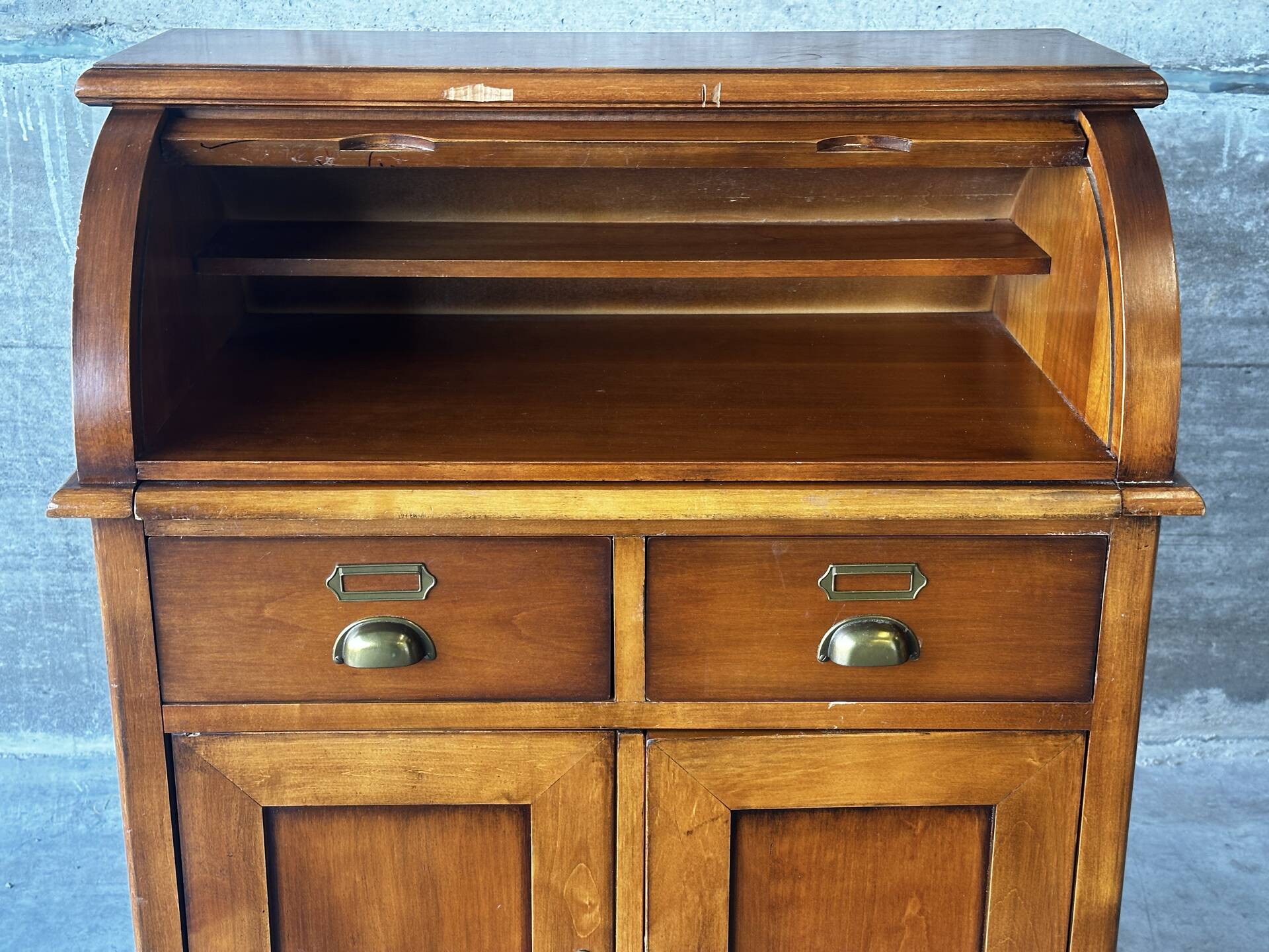 Secrétaire à rideau en merisier – Petit bureau de rangement, seconde m