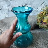 Vintage turquoise blue glass vase
