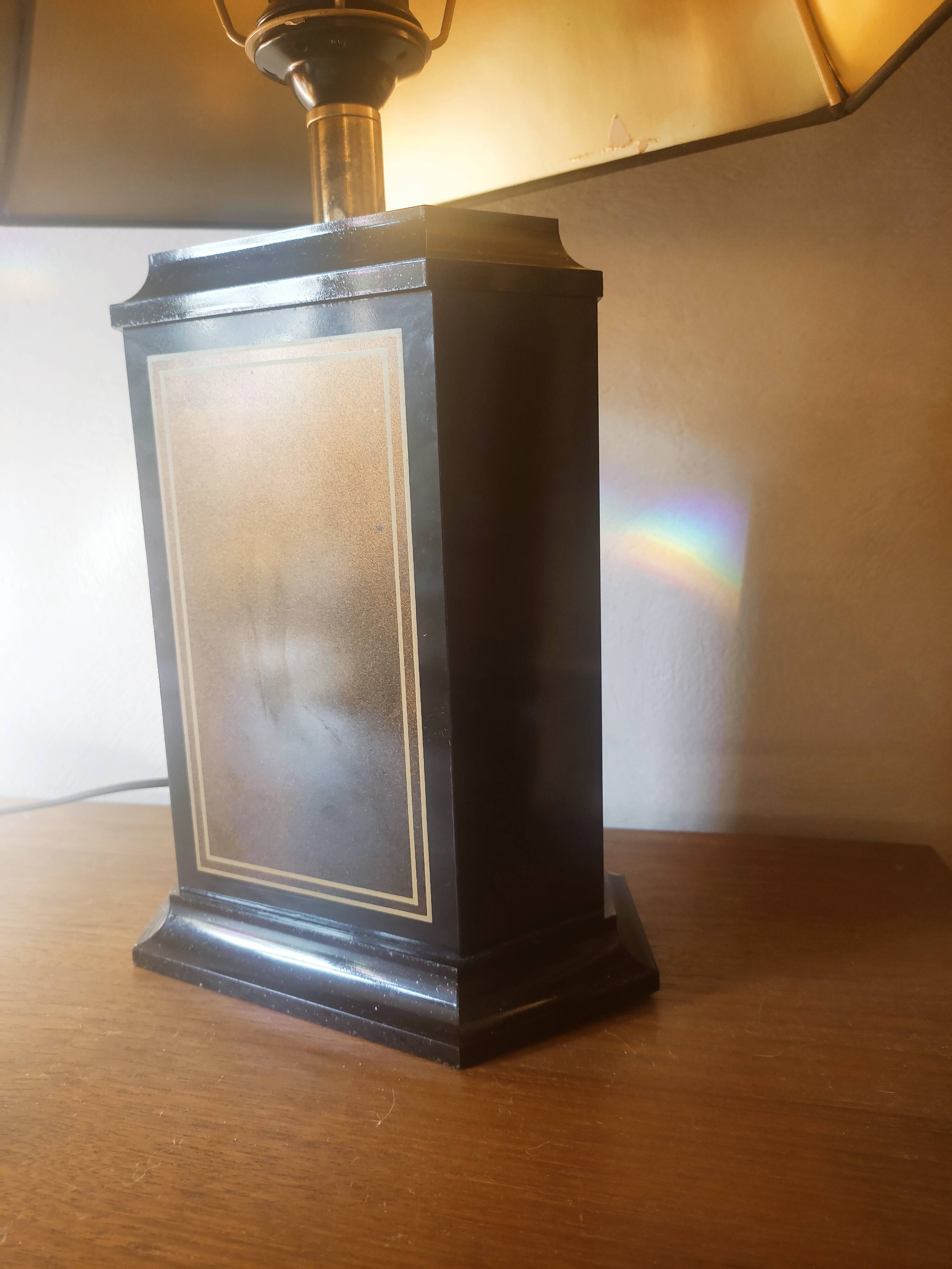 Asian-inspired black lamp