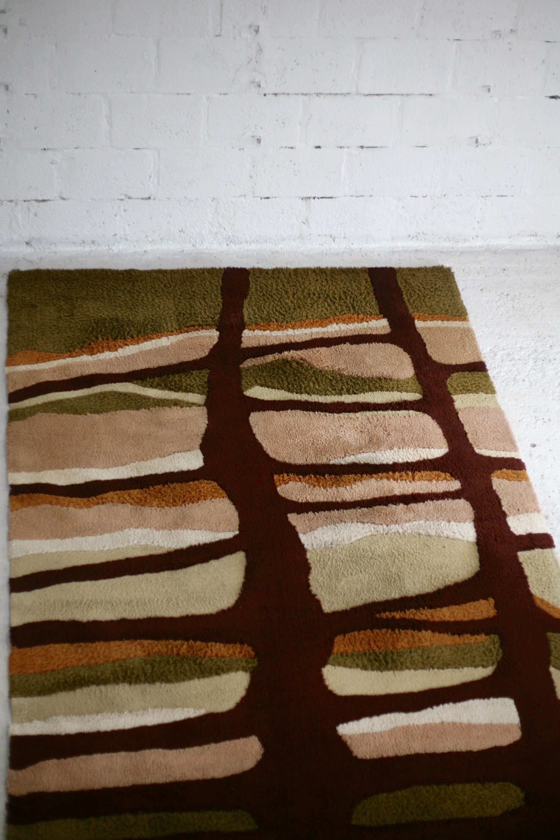 70s rug, published by Adoros, dralon, Germany