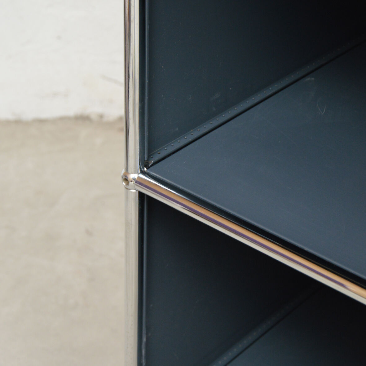 USM Haller storage unit grey