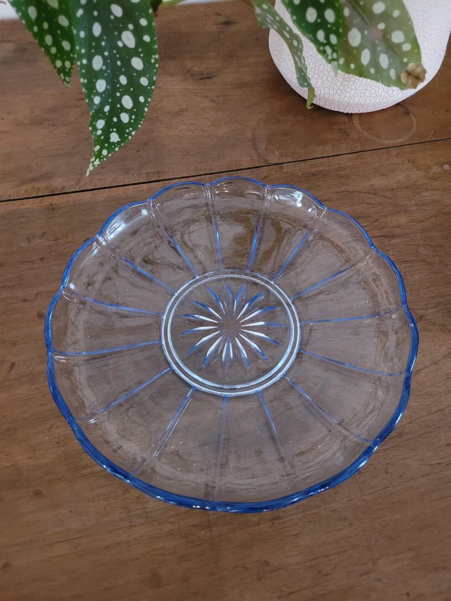 Round blue glass plate