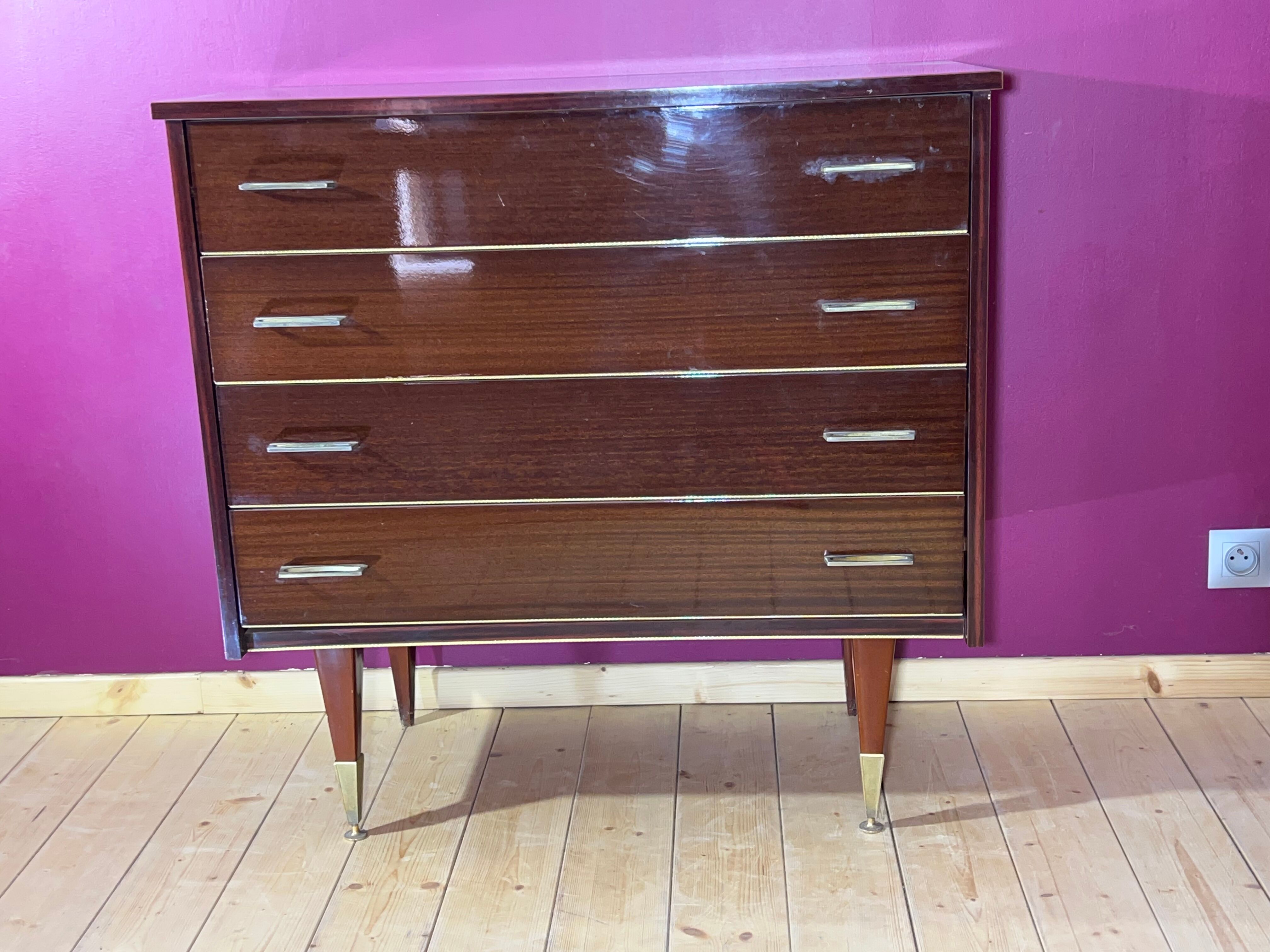 Vintage chest of drawers