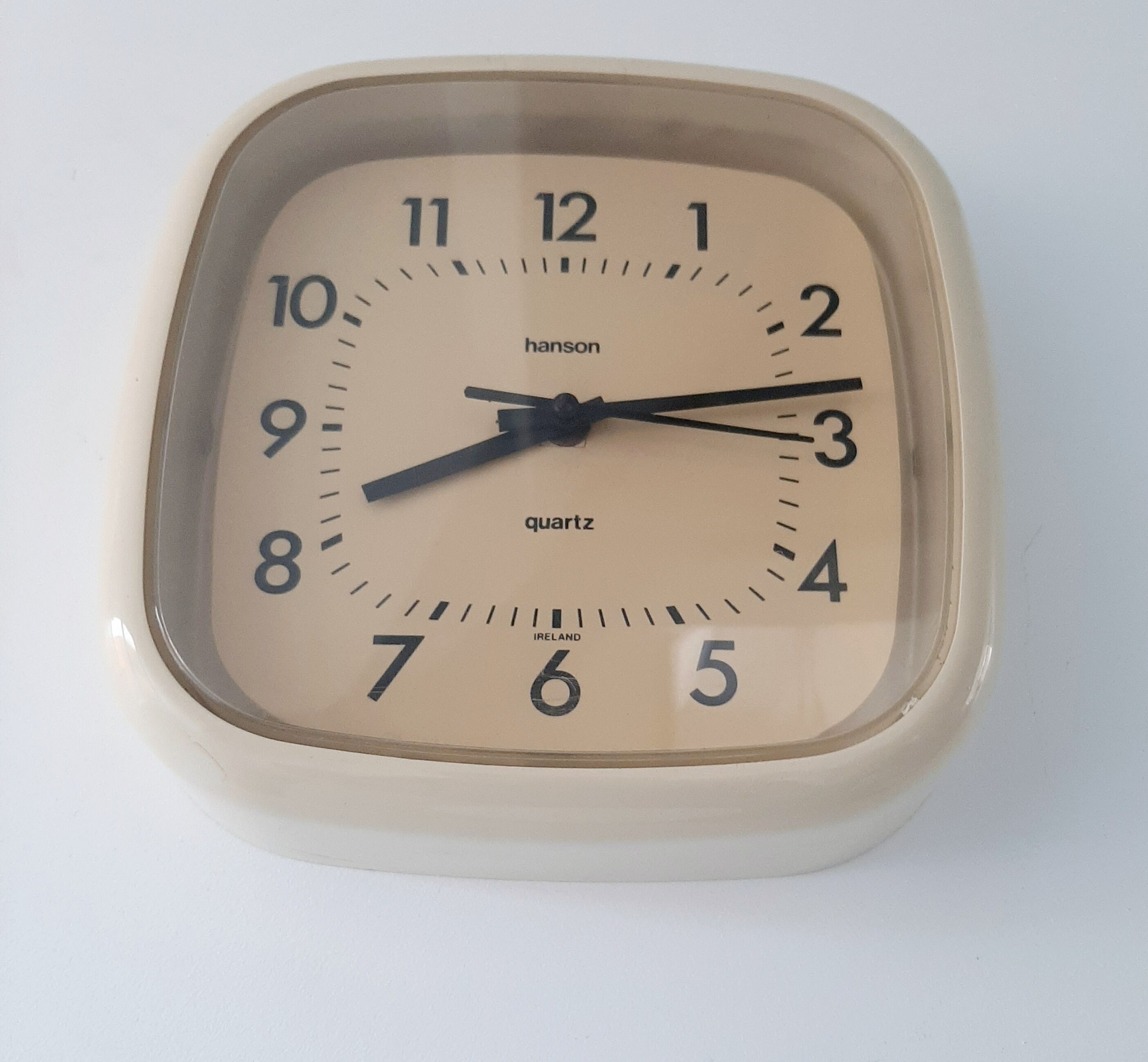 Horloge vintage Hanson beige