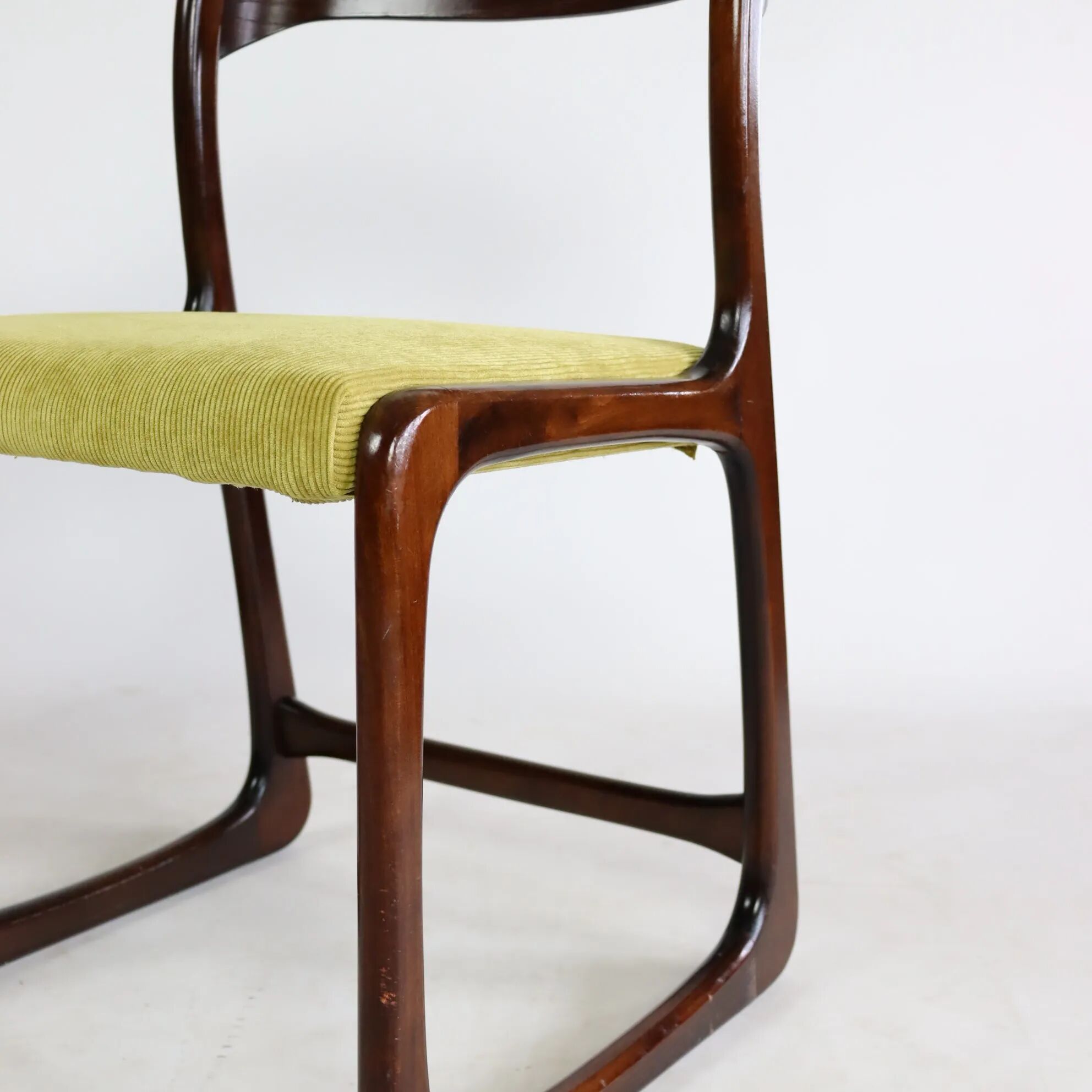 Paire de chaises « Traineau »