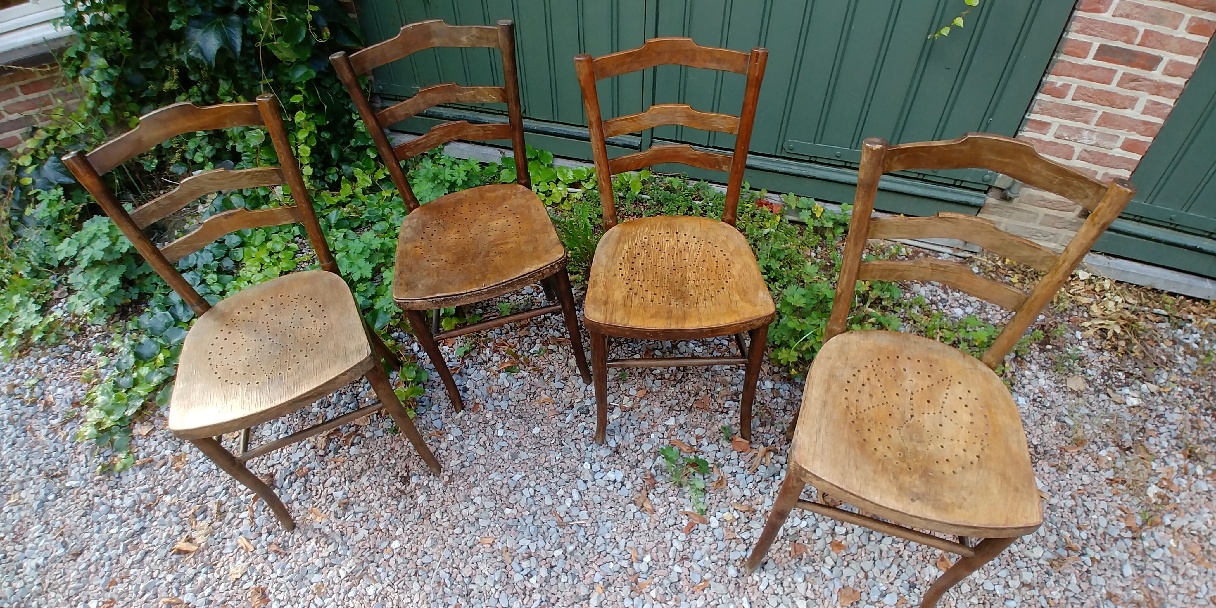 Lot of 4 bistro chairs Cambier