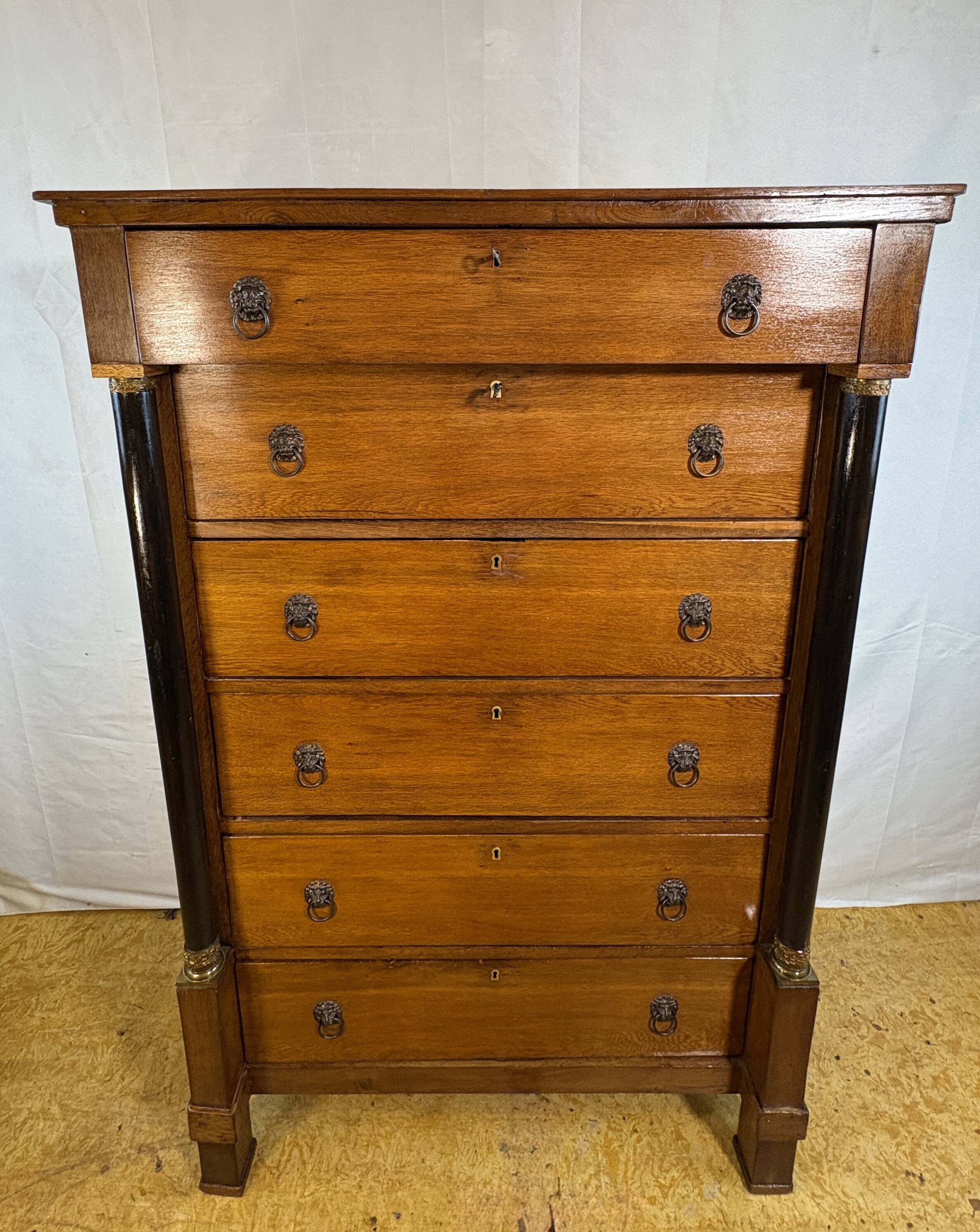 Chiffonier en chêne néerlandais antique Empire vers 1820