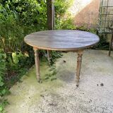 Vintage oak extendable round table
