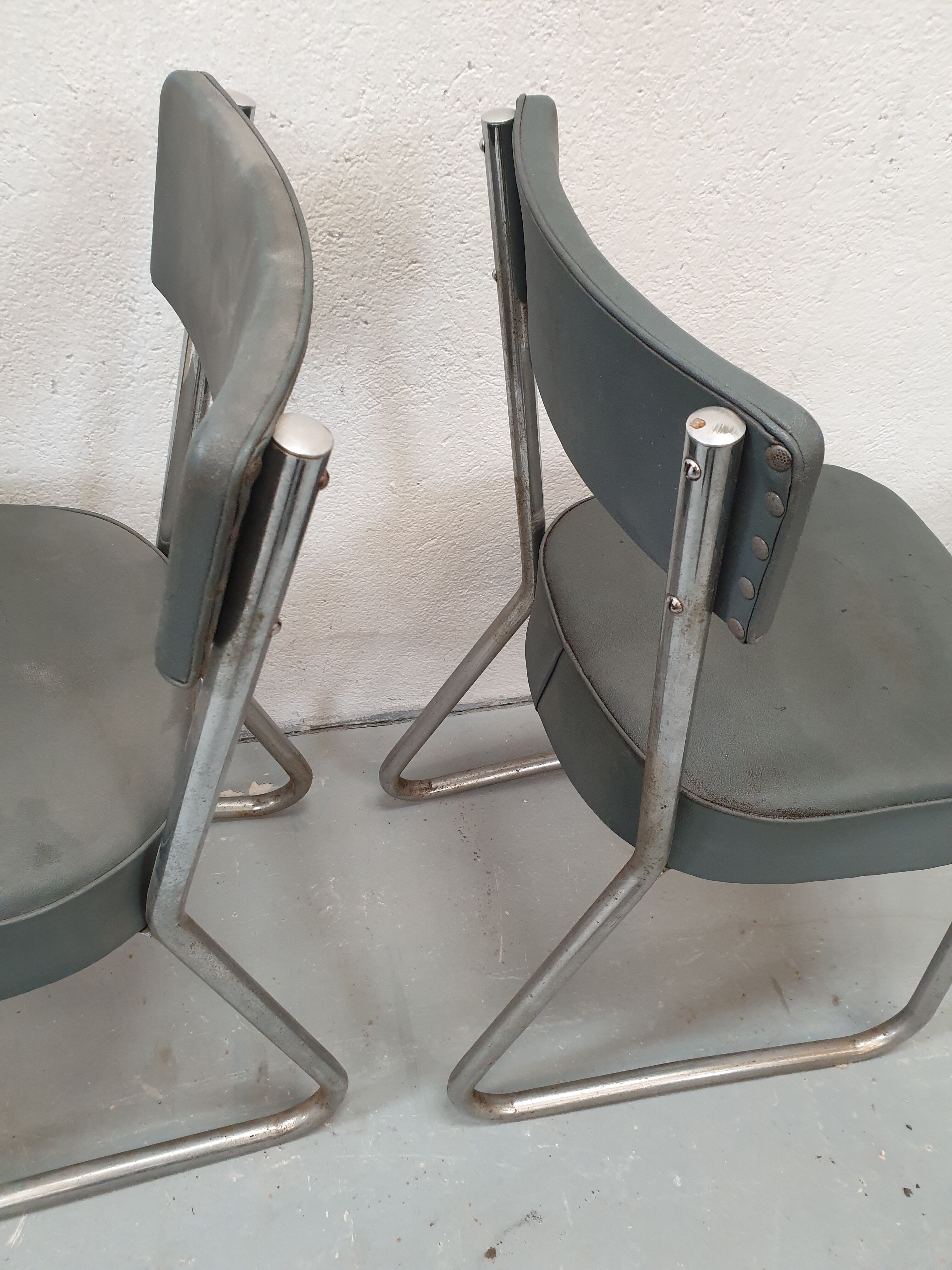 50/60s roneo chairs