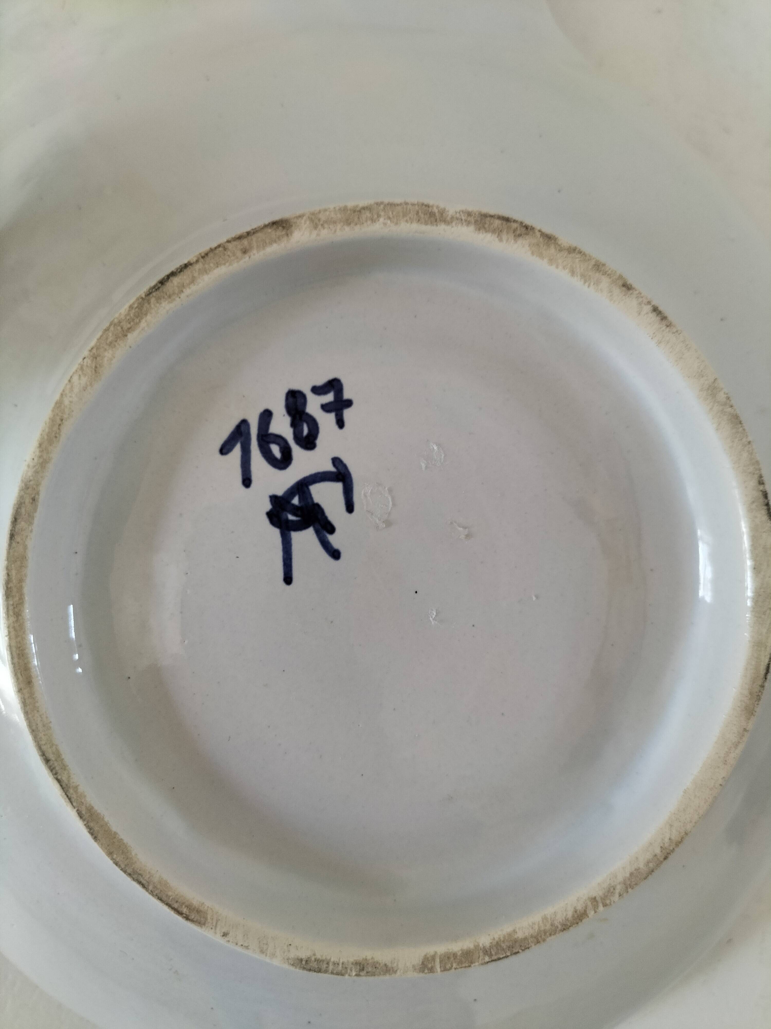 Geo Martel egg service Desvres no. 1687 – Lambrequin decoration