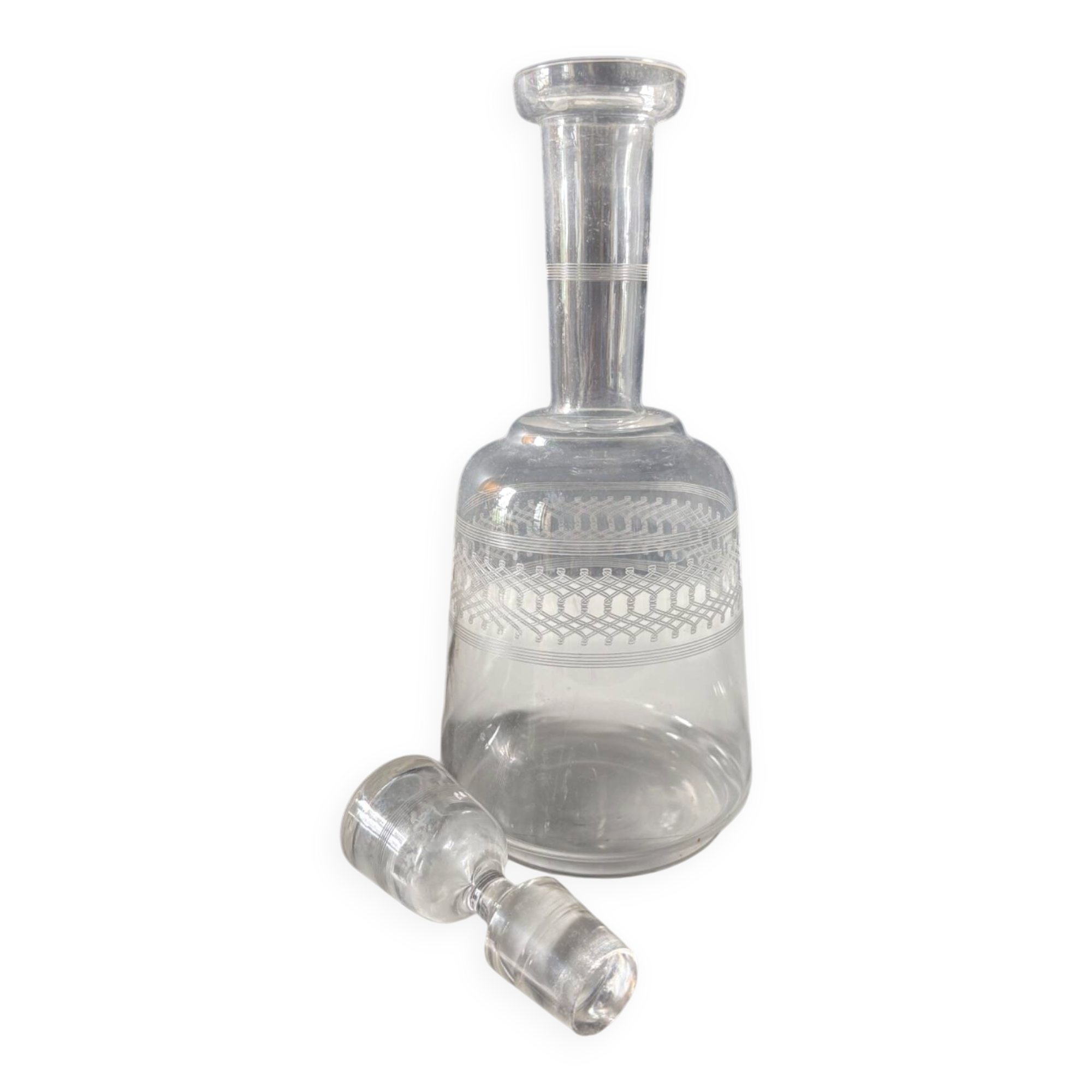 Antique engraved glass carafe with its stopper