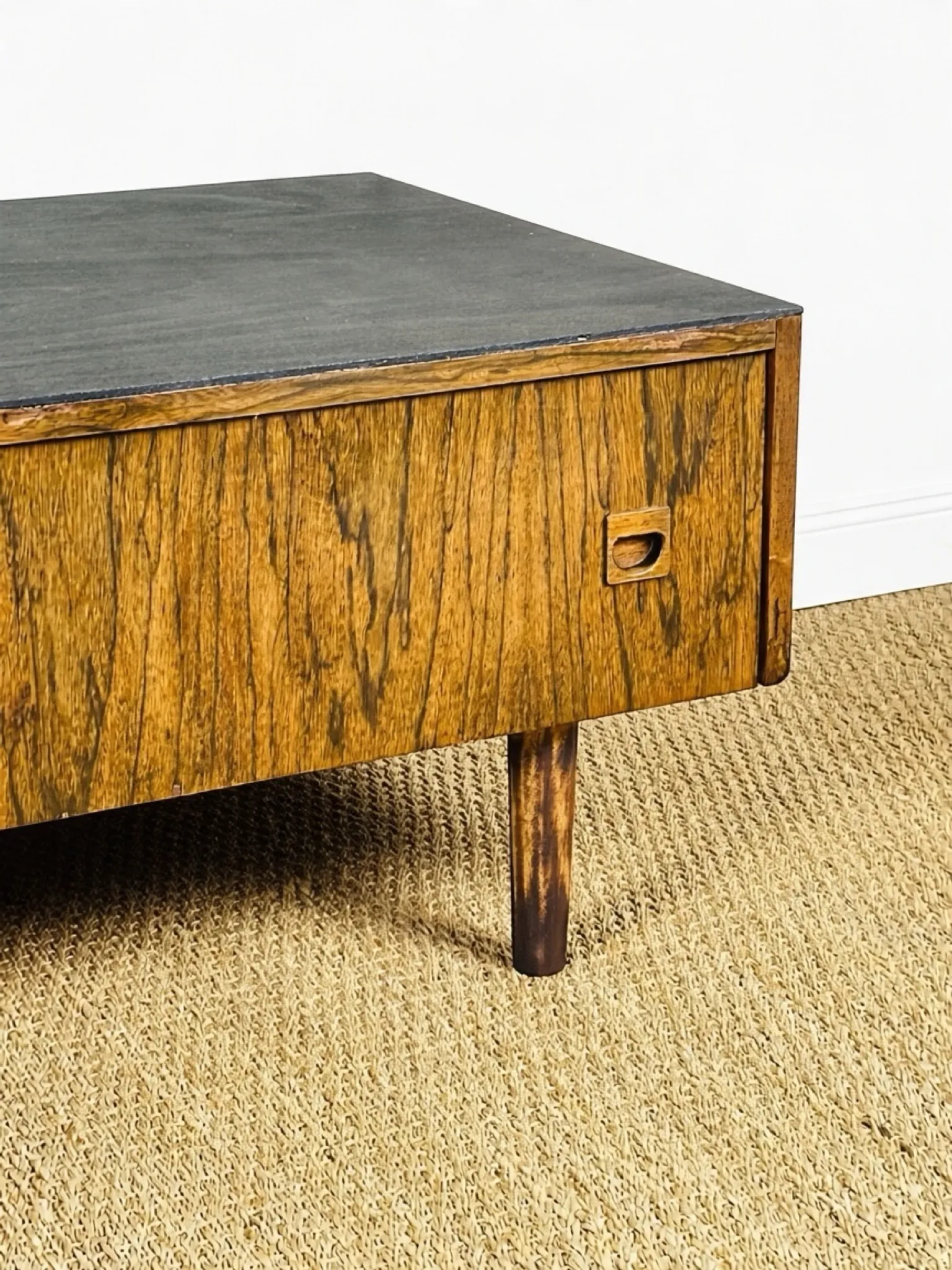 Enfilade scandinave en palissandre 1960