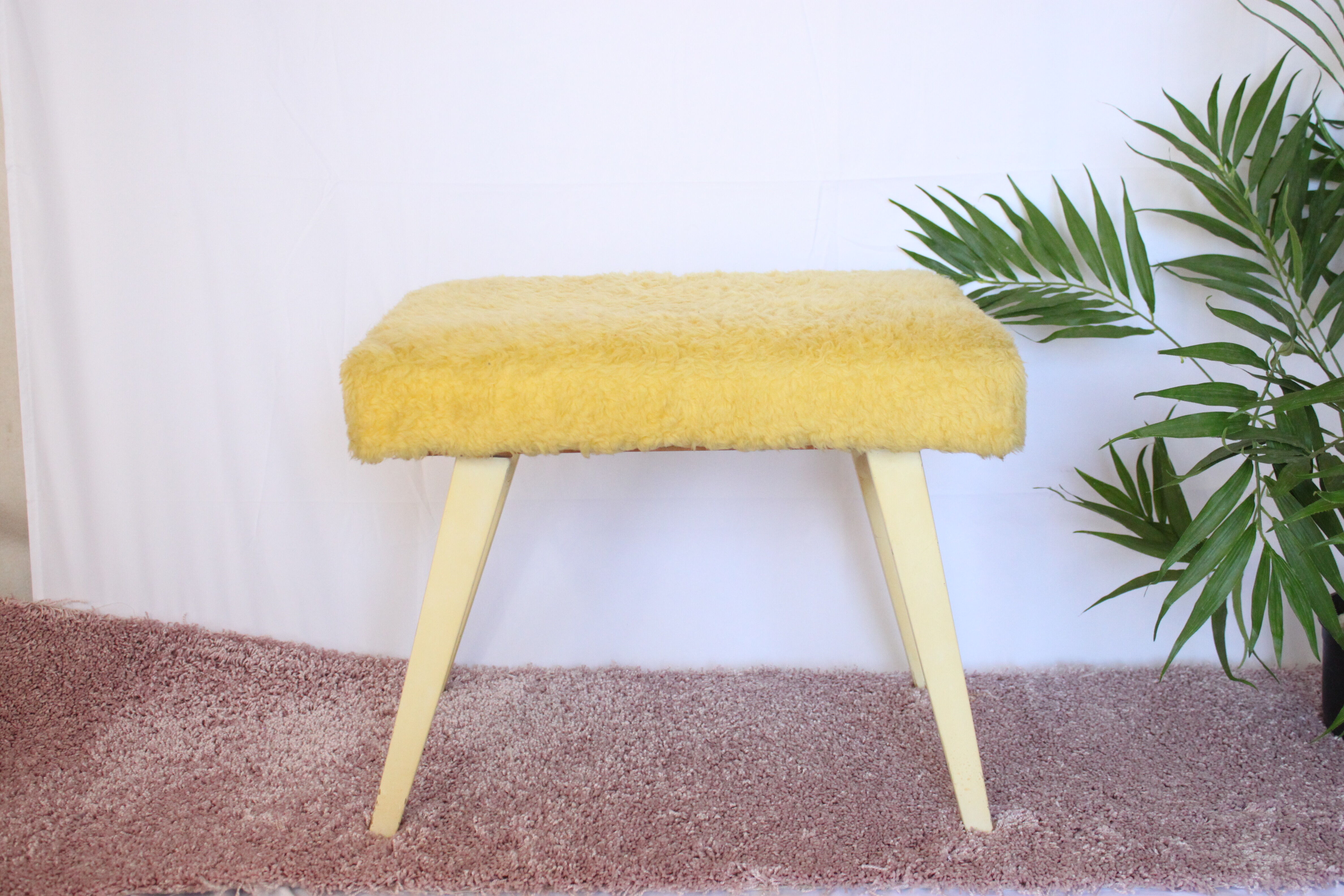 Folding stepladder stool