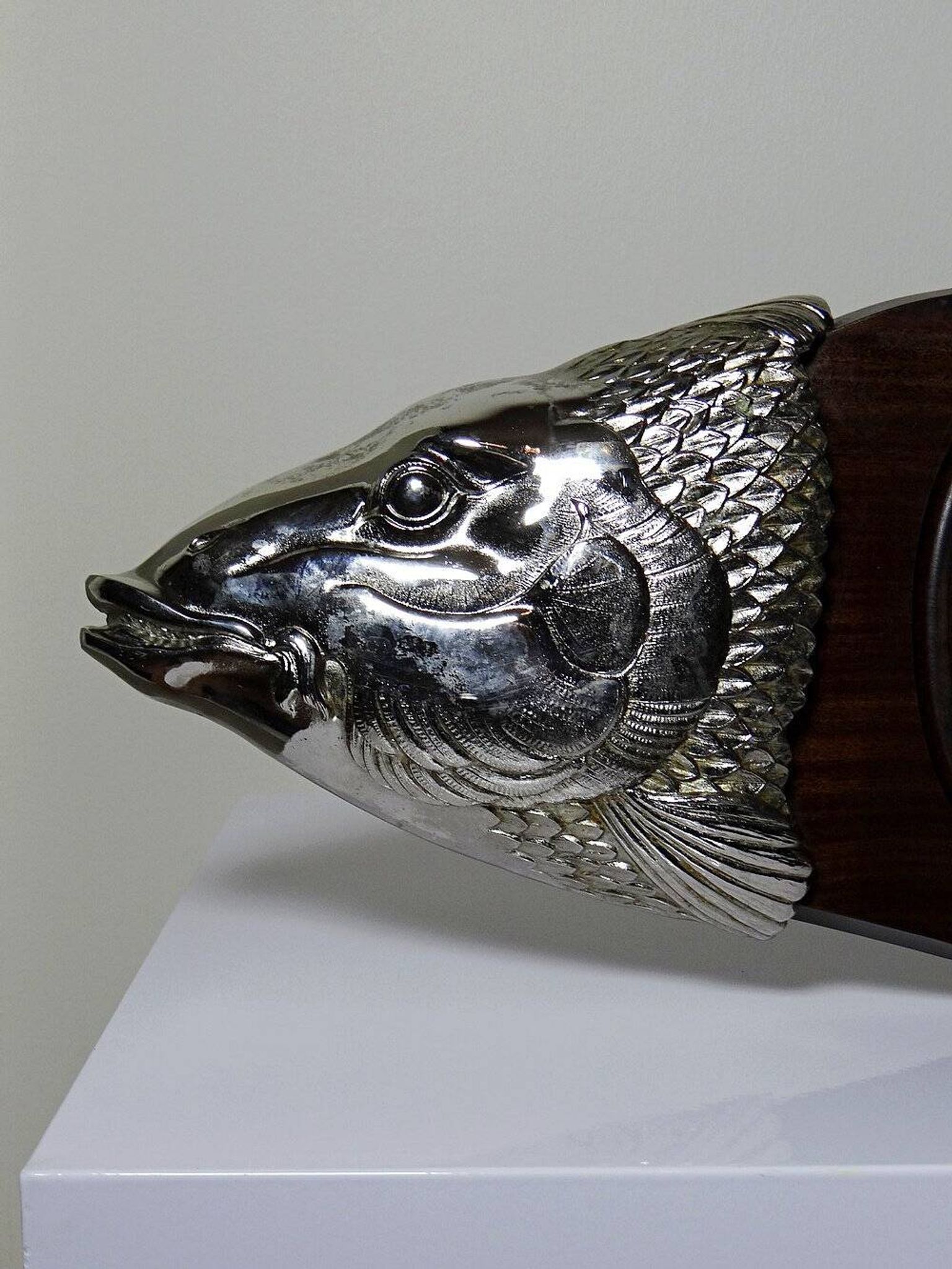 Large vintage 1960s wooden and silver-plated metal salmon serving tray