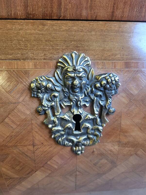 Photo 1/24 Click to enlarge SALE ENDED Do you have one to sell? Sell yours GROSSE CO