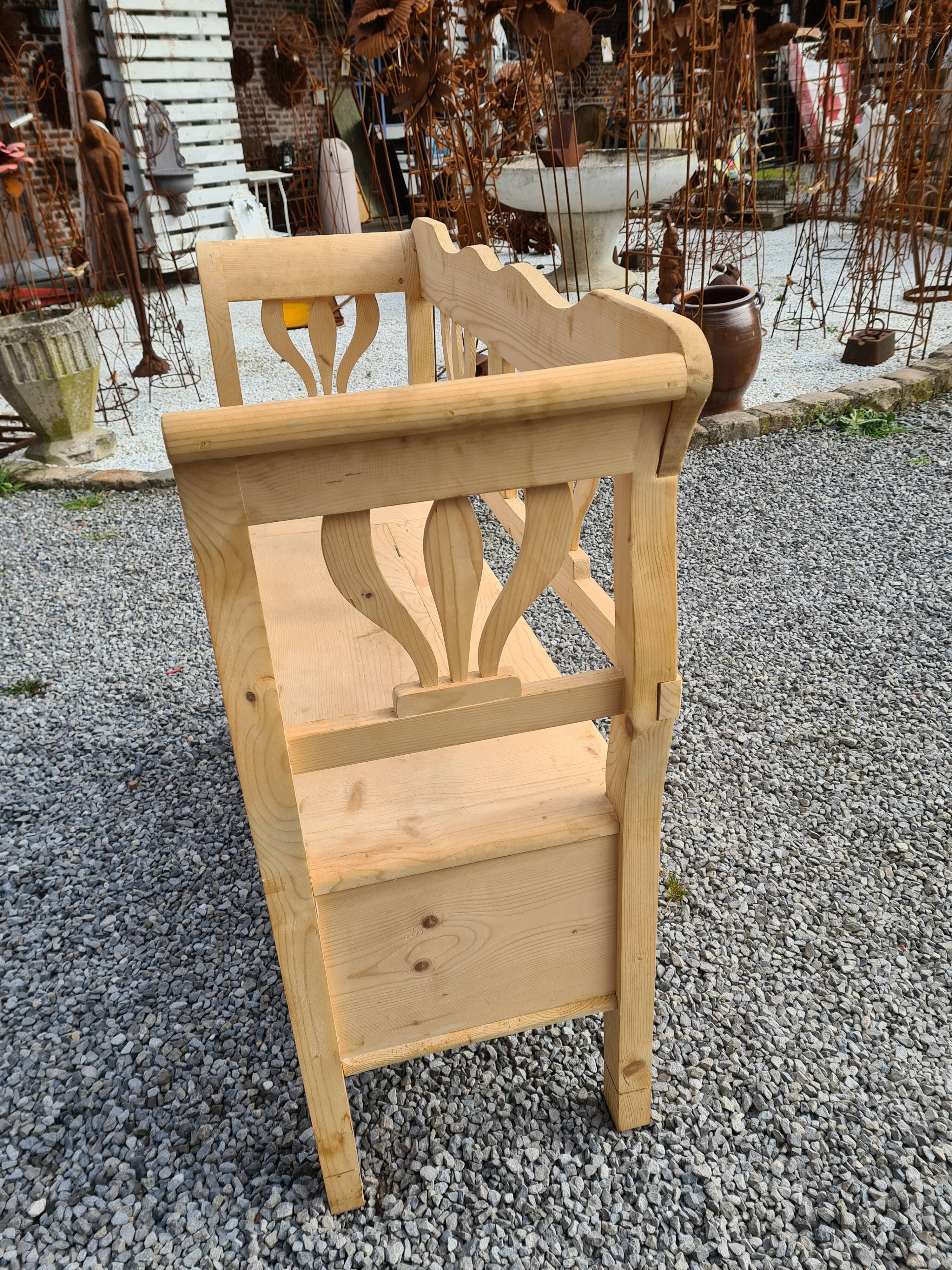 Fir storage bench