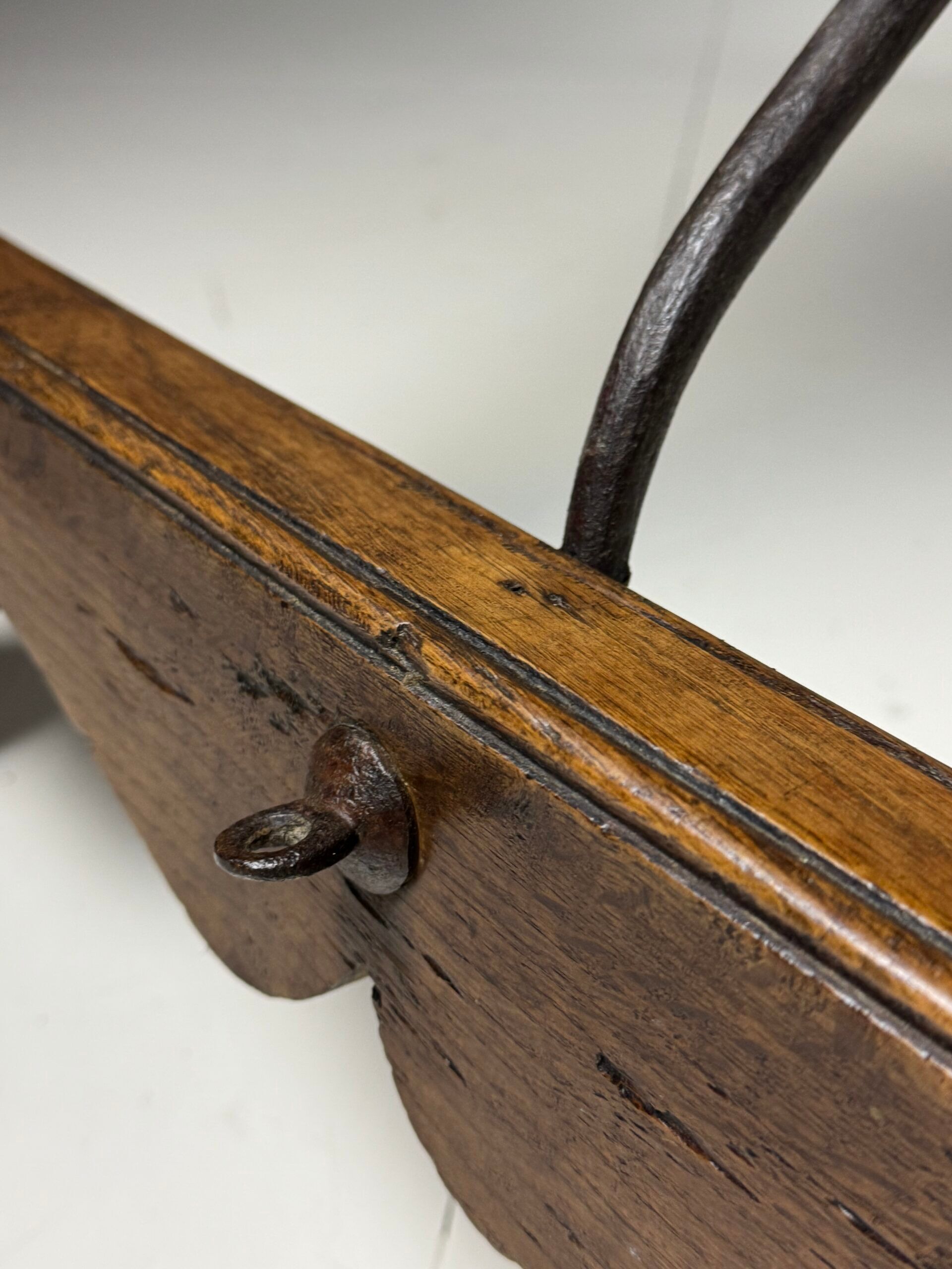 Table espagnole du XVIIIe siècle