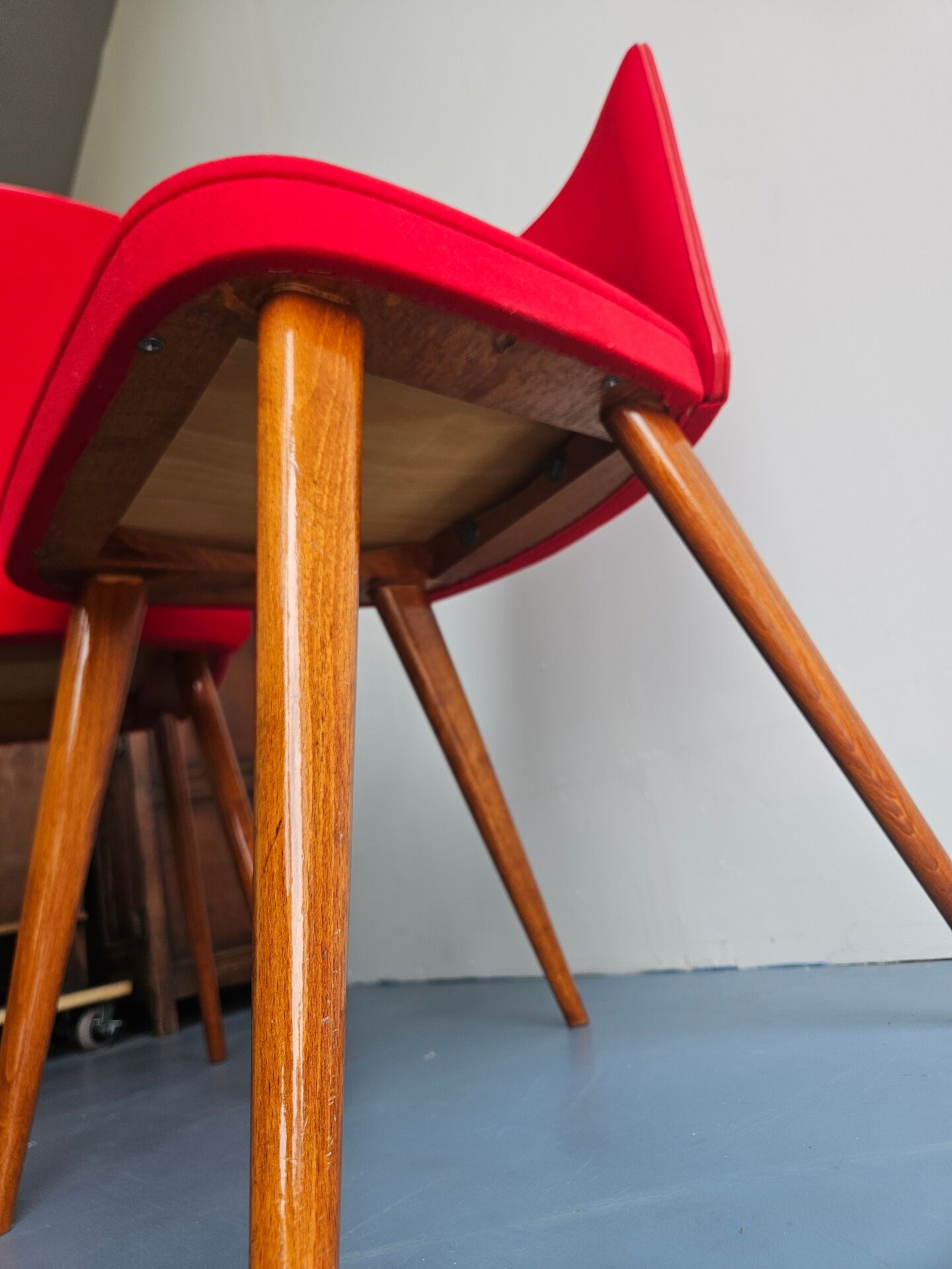 2 Scandinavian chairs
