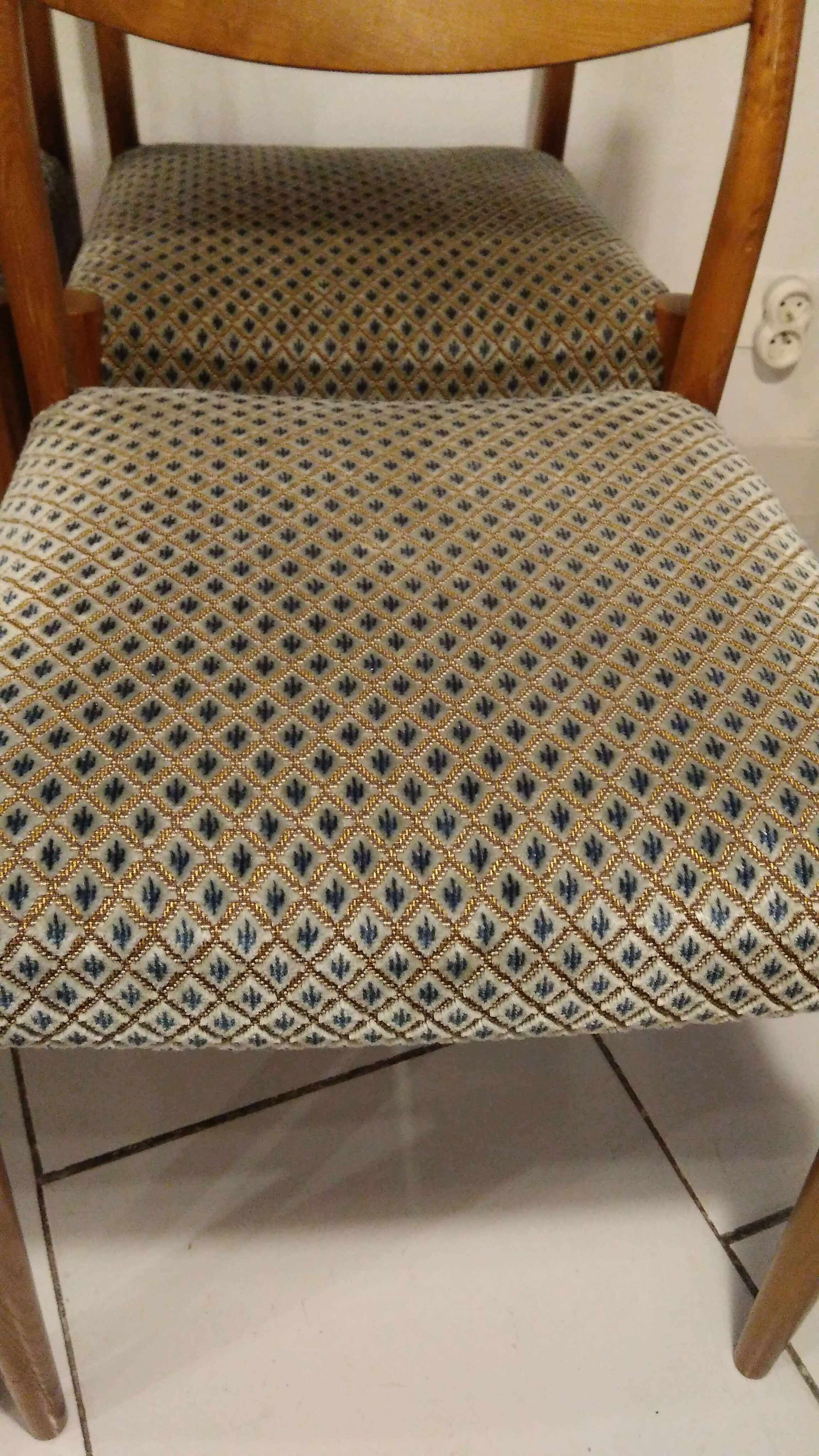 Lot of 4 vintage Scandinavian style chairs