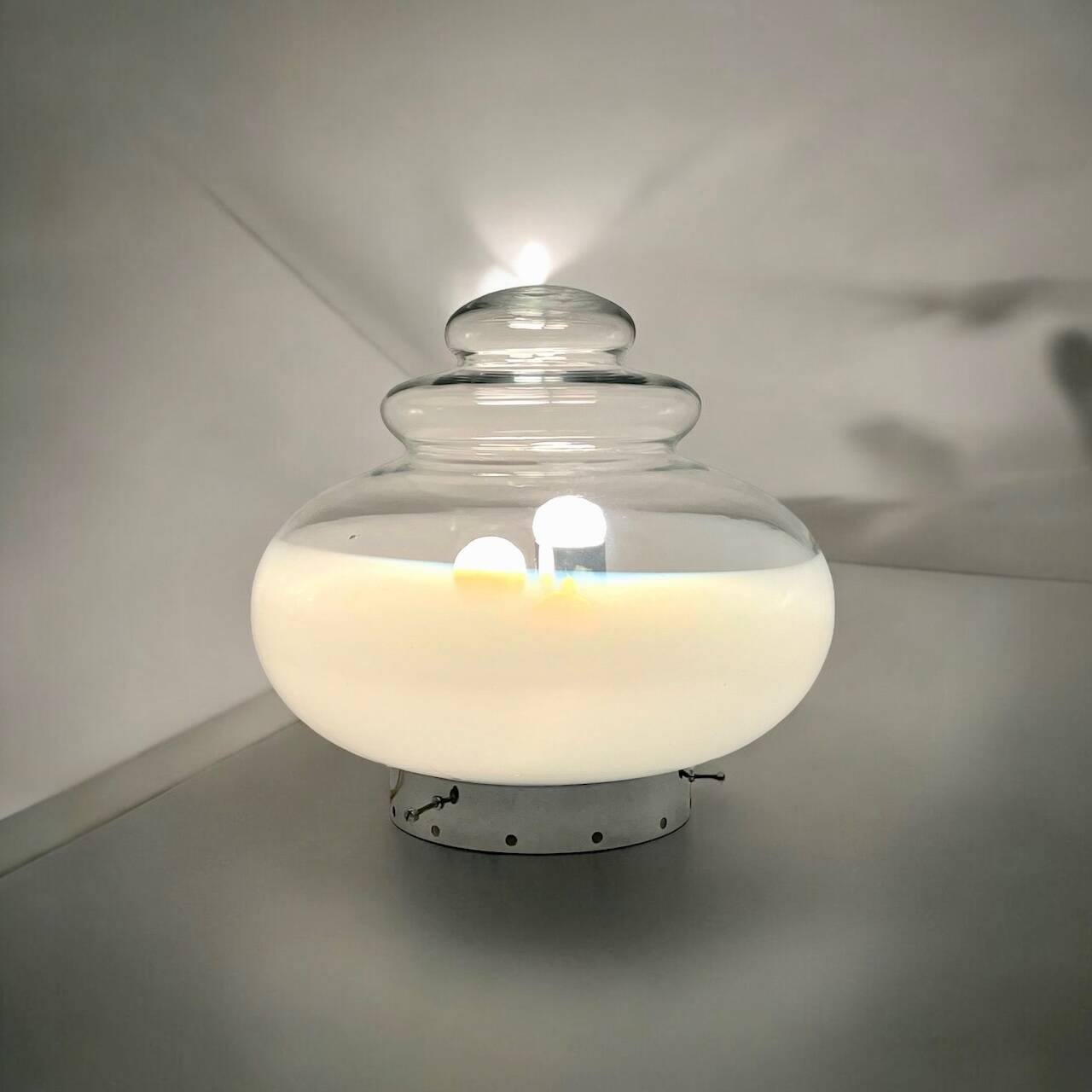 Large space age ufo table lamp in chrome metal, 1960s