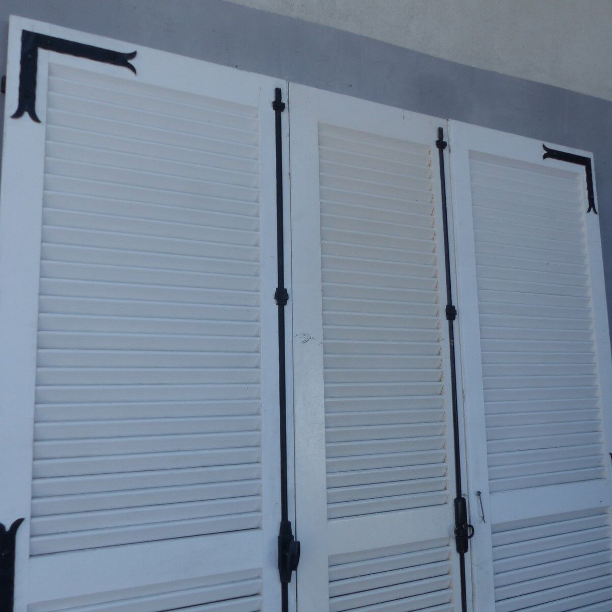 Set of 3 wooden shutters