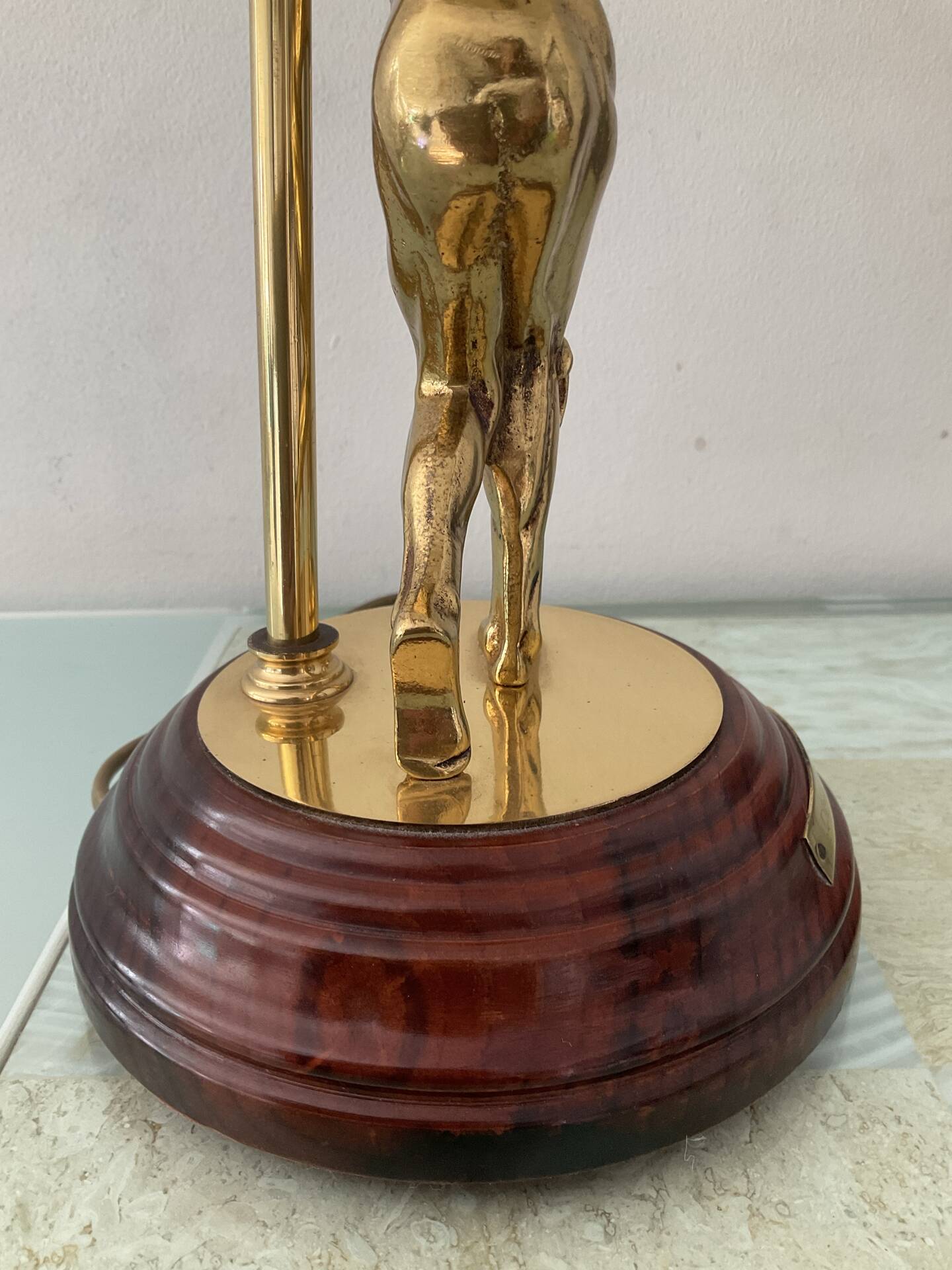 Vintage Peris Andreu lamp in bronze and wood from the 1970s.