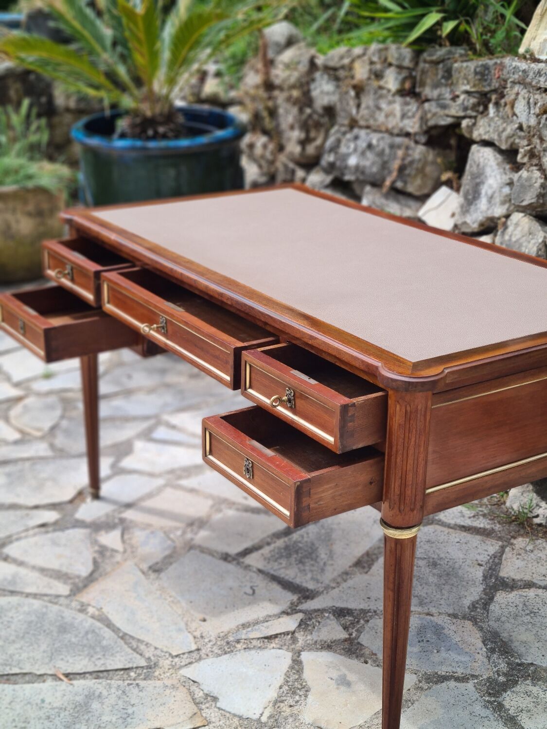 Double-sided mahogany flat desk in louis xvi style