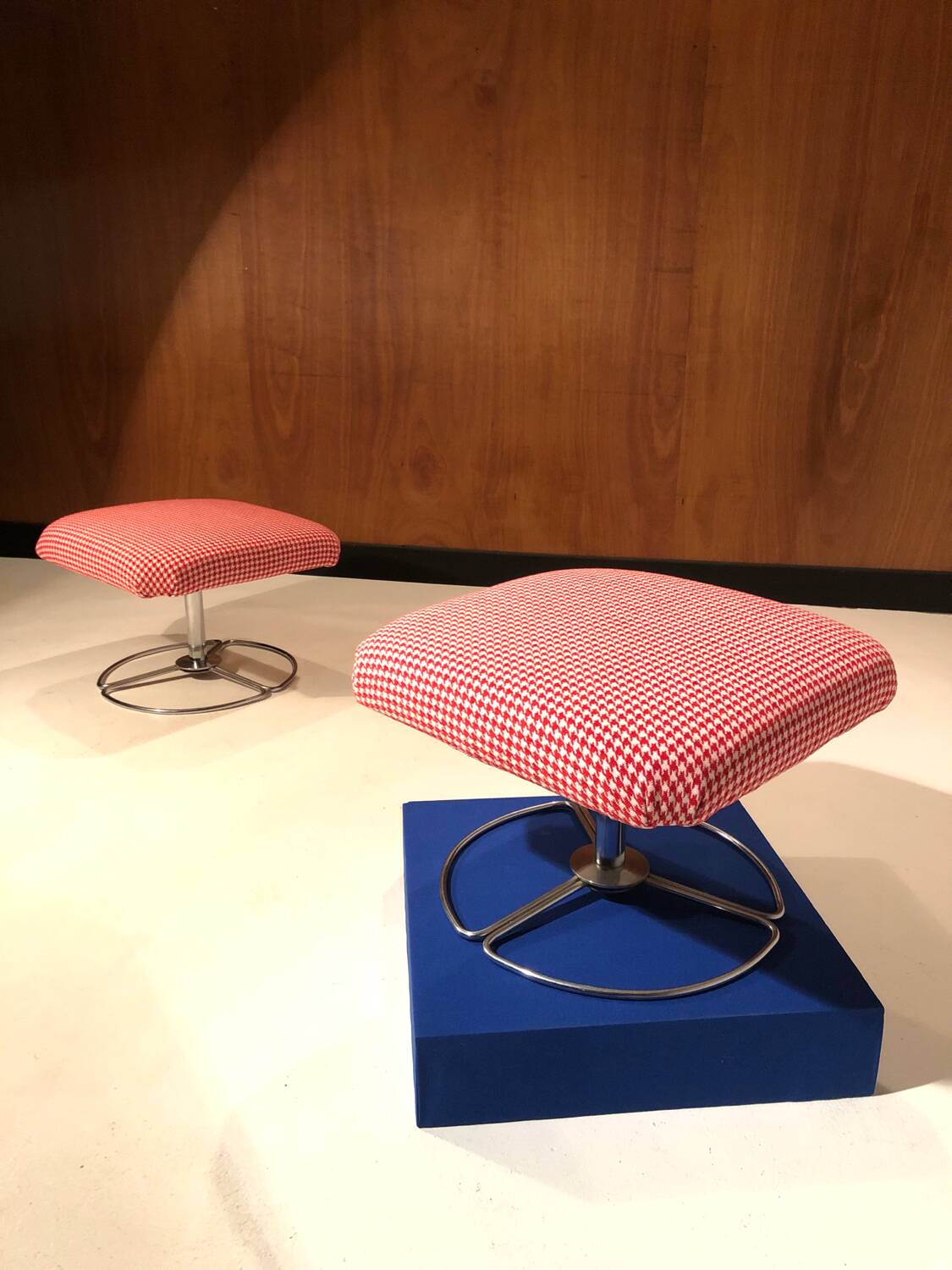 Pair of vintage 1970 footrests