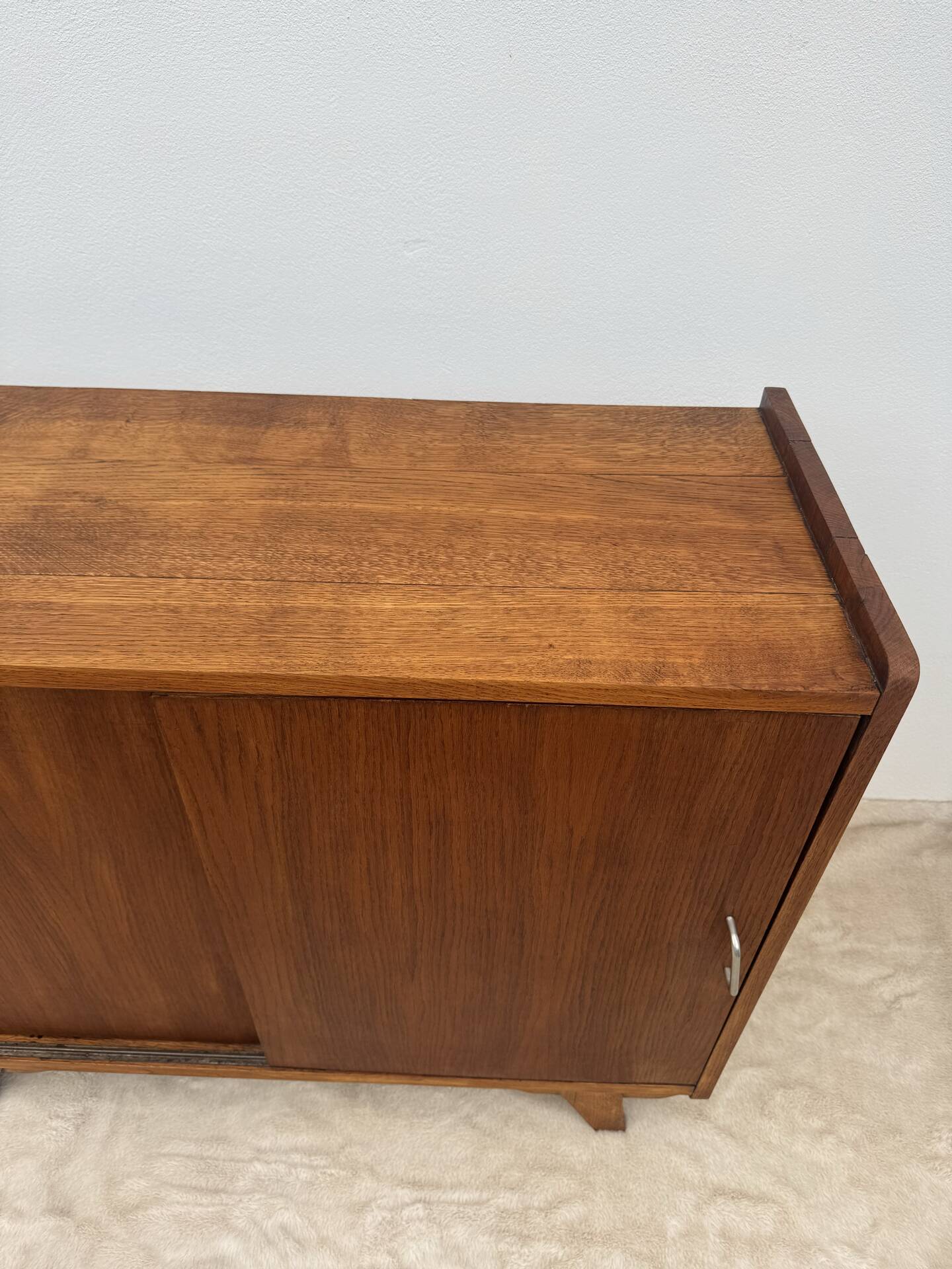 Buffet with sliding doors from the 1960s.