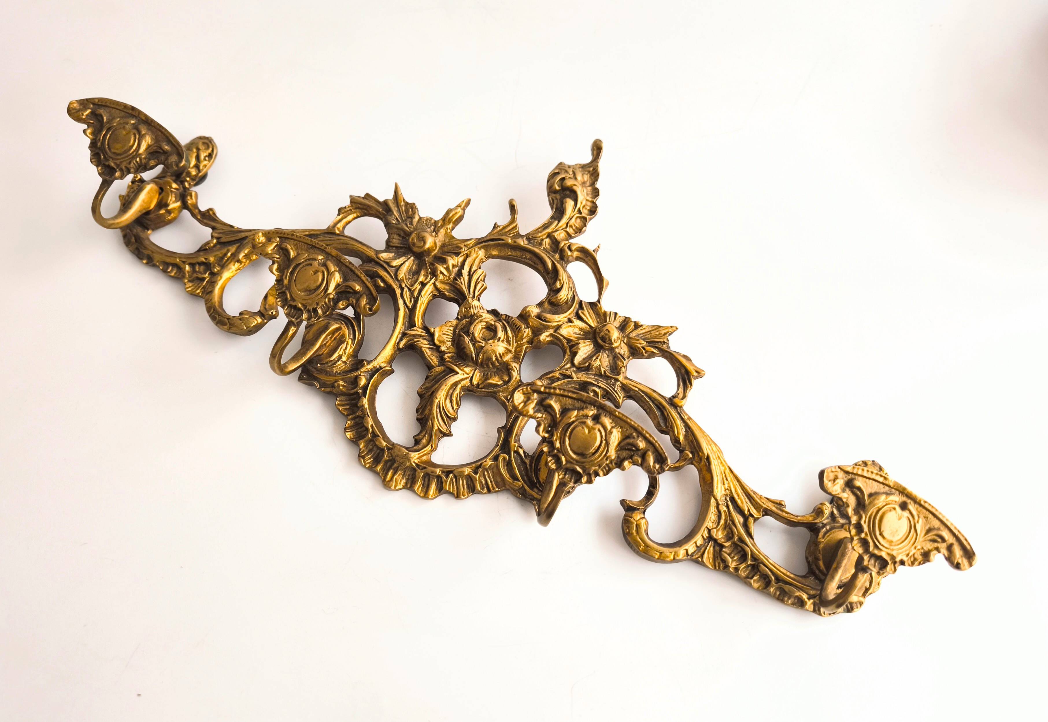 Perchero de bronce francés estilo Imperial