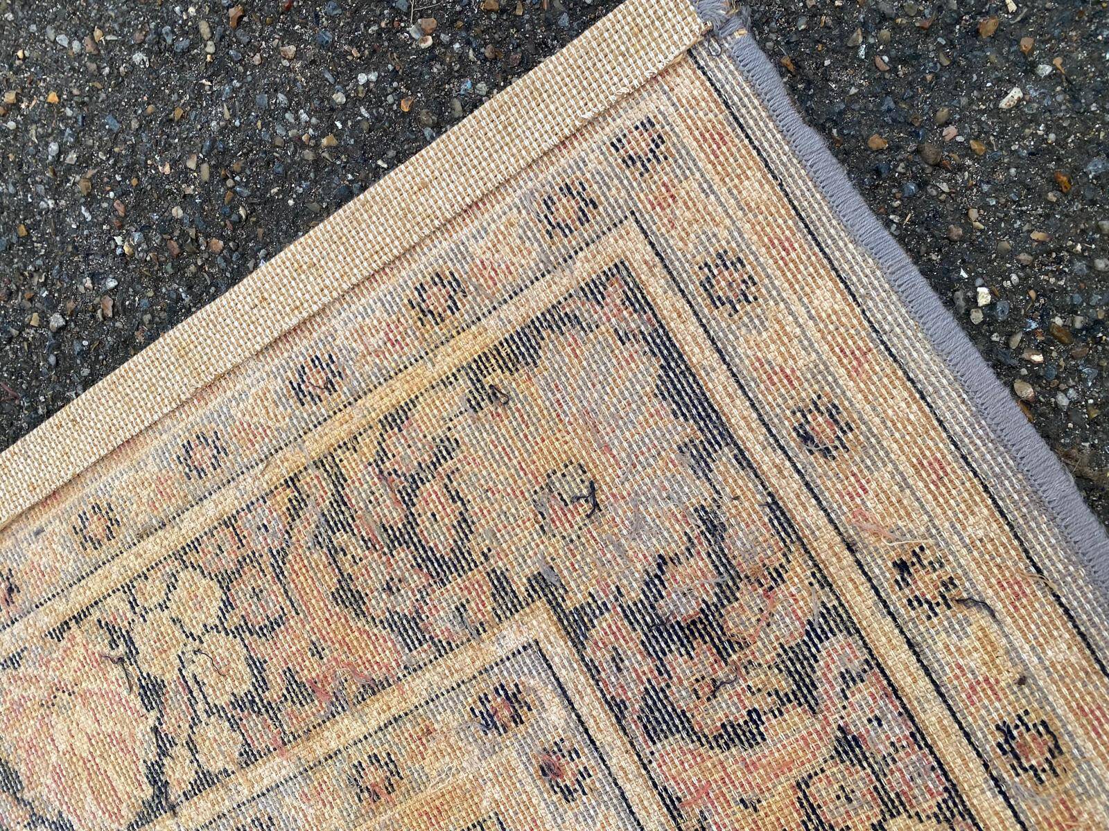 Beige and blue wool Persian rug with a velvet effect, 170x240cm.