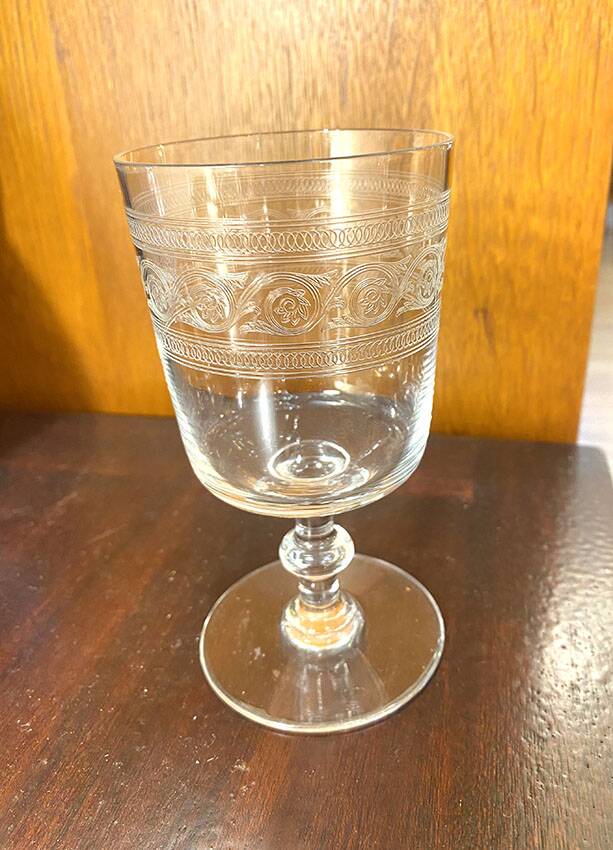 9 Baccarat crystal wine glasses, Athenian engraving