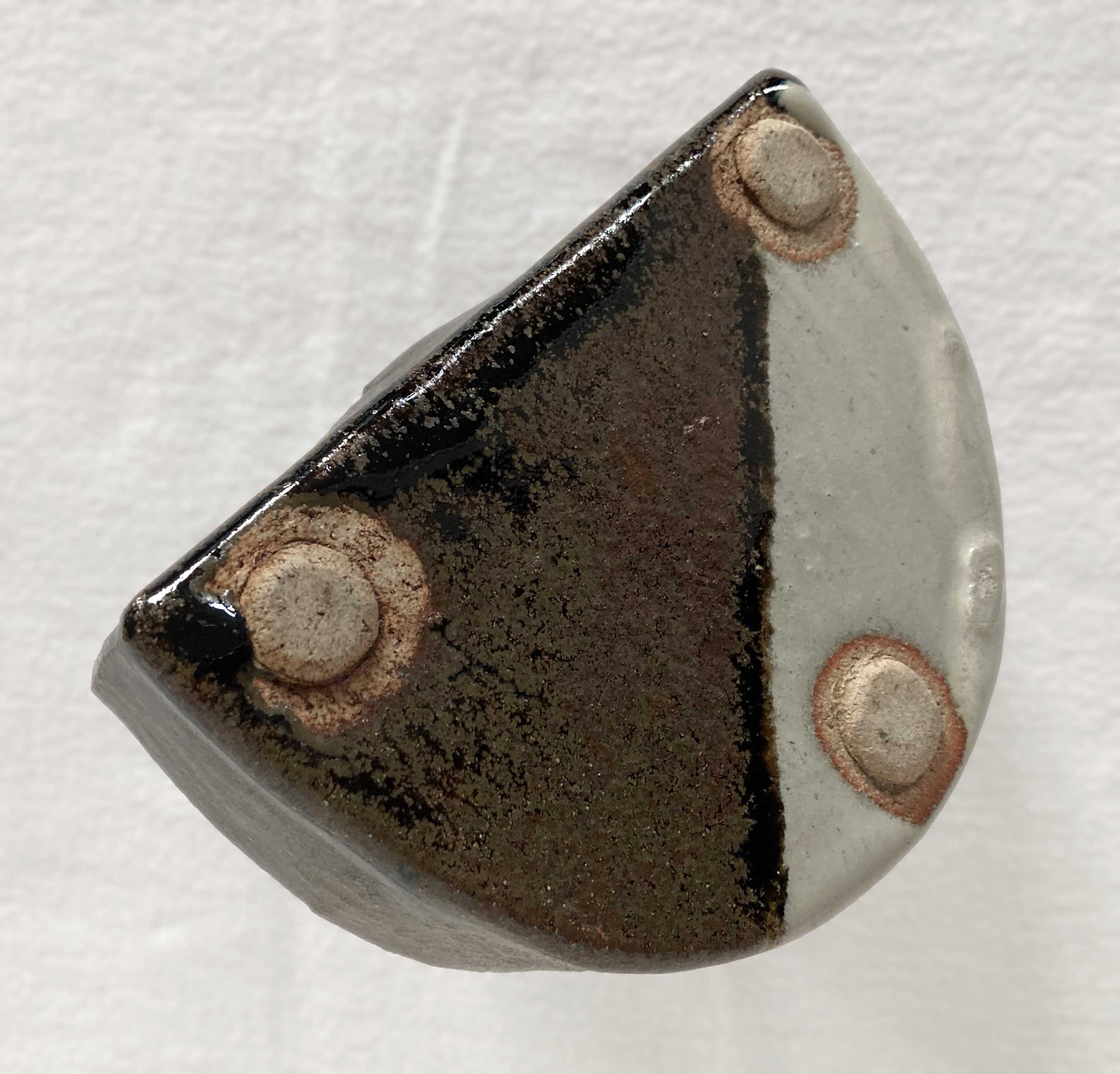 Vintage glazed ceramic pouch tray