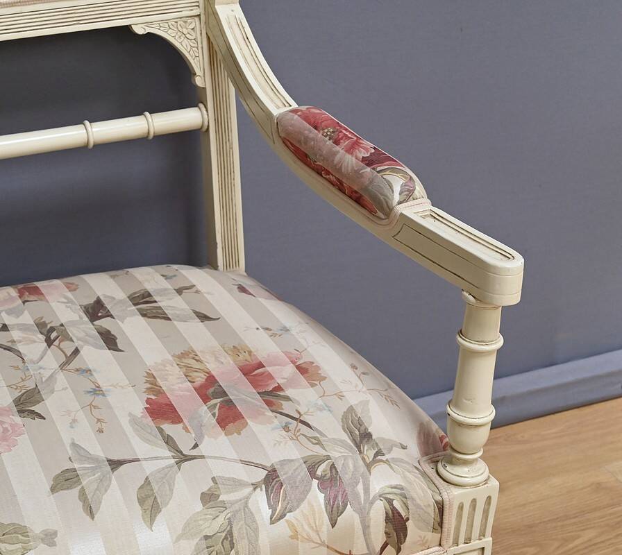 Louis XVI style lounge with benches and armchairs – 2nd part of the 20th century