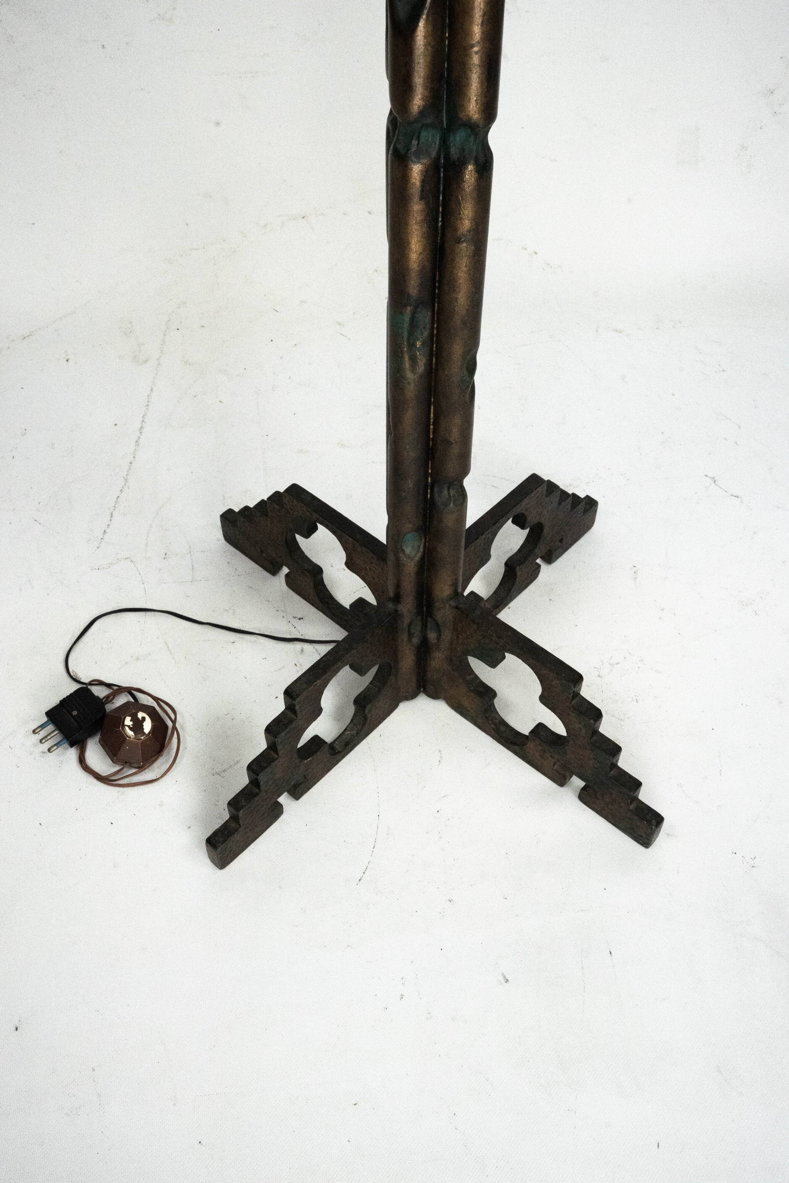 Rare Italian Brutalist floor lamp by Longobard. Italy 1970s