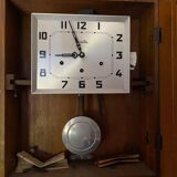 Carillon clock Featured