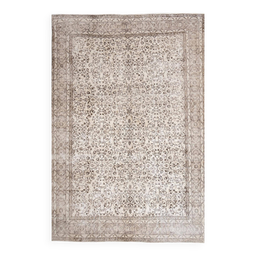 Tapis vintage à motifs floraux beige et marron