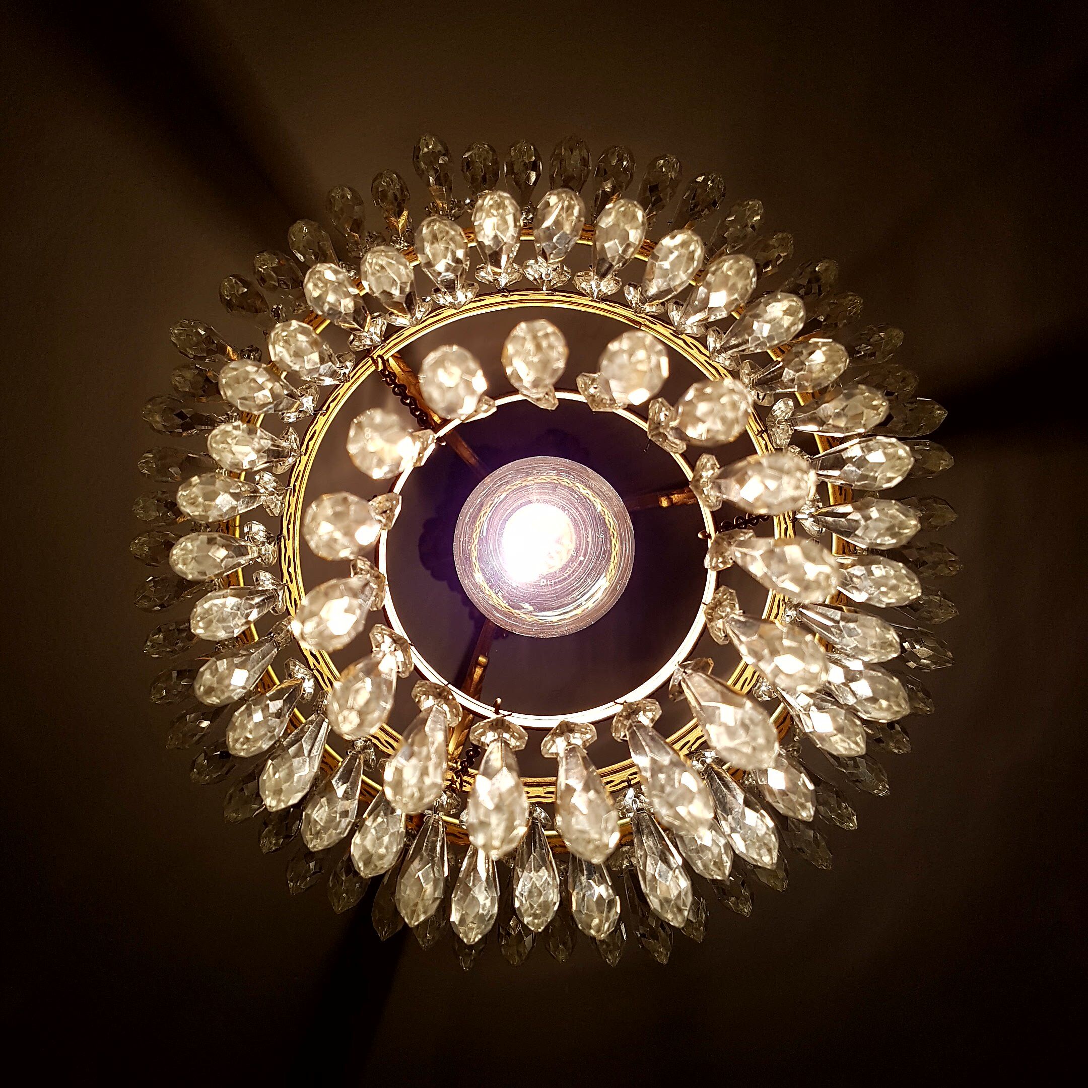 Chandelier 3 rows of crystal pendants