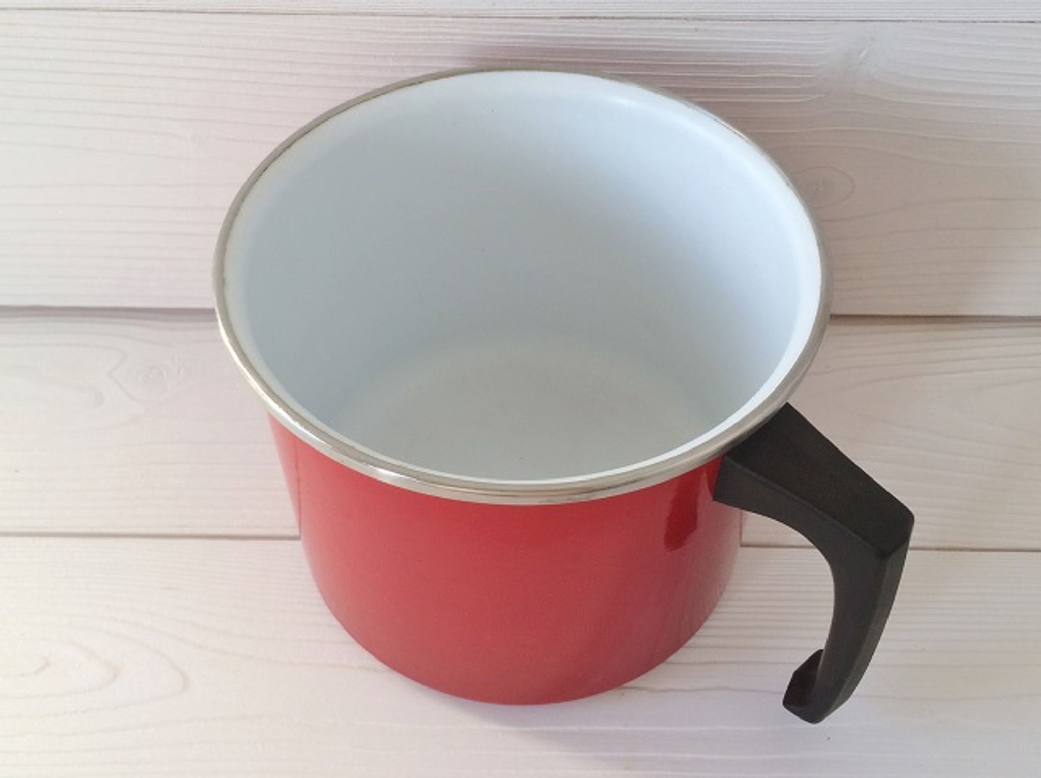 Milk pot - 17 vintage enamelled steel 60/70